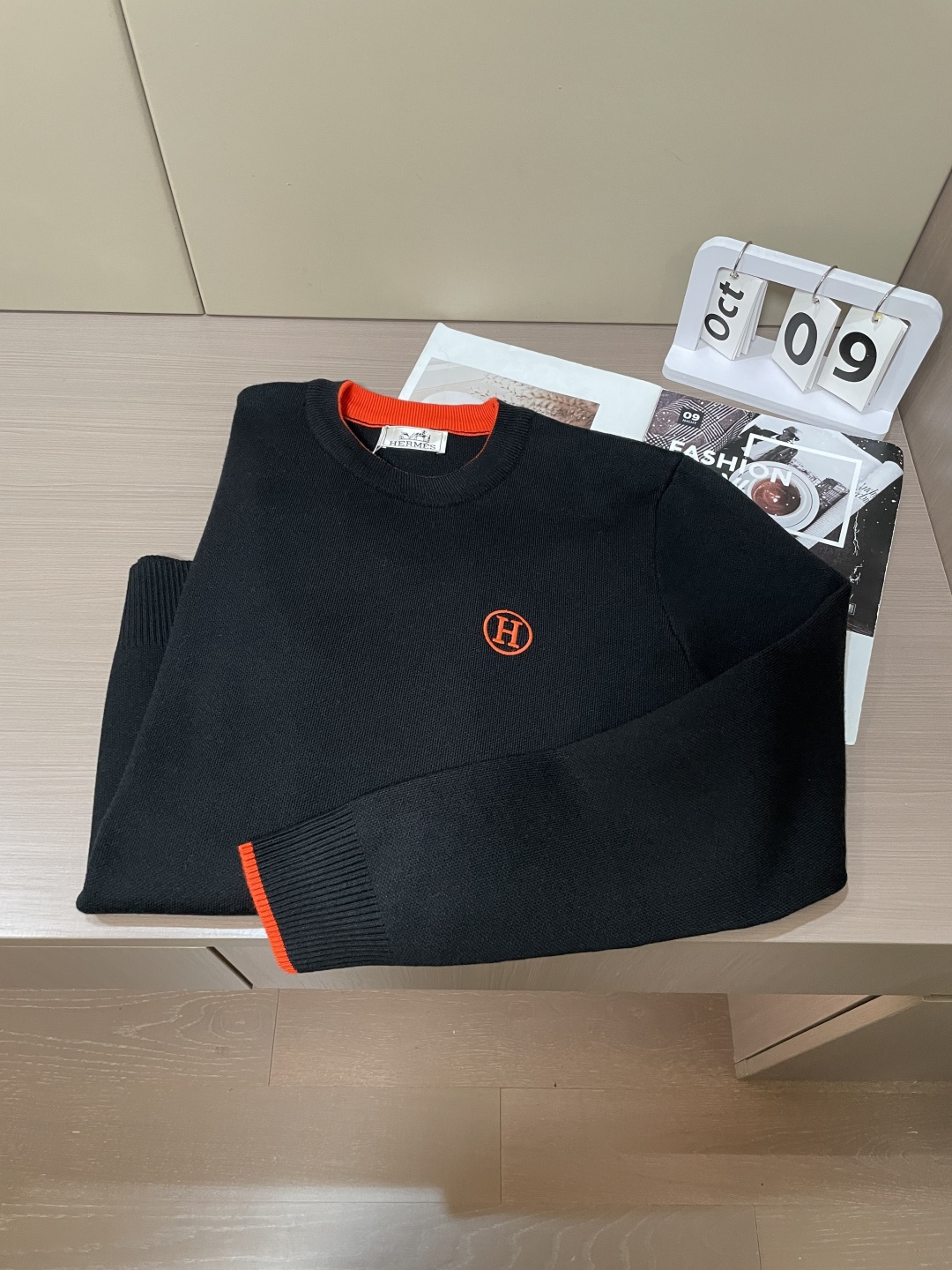 爱🐎仕 重磅推荐！2025aw秋冬新款 专柜同步 时尚经典针织衫 秋冬必备款 采用针织衫加厚毛衣，精致简