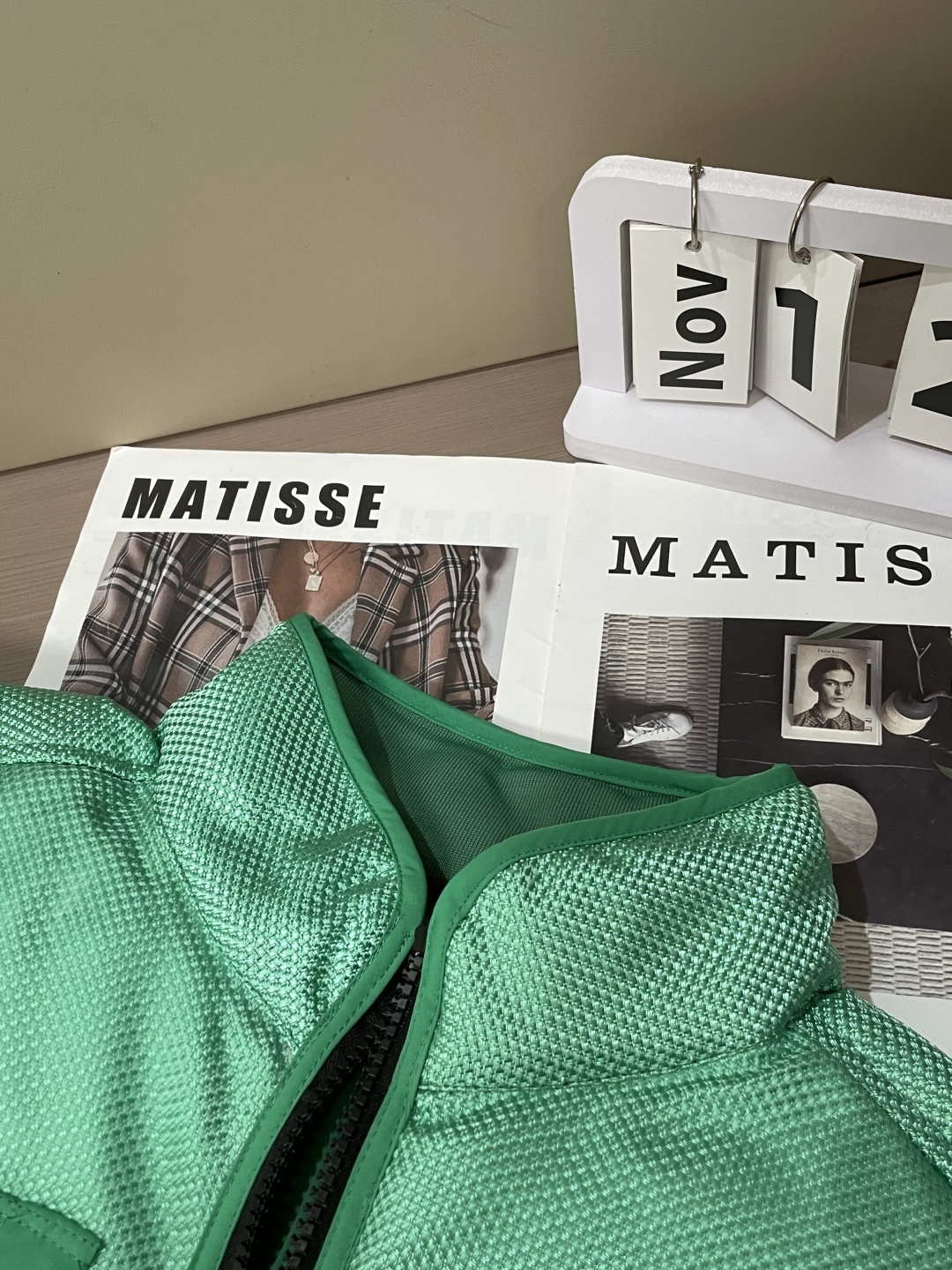 Stone Island（石头岛）拼接机能棉衣 街头潮人刚需款高饱和亮绿撞色拼接，自带吸睛属性，街头出街