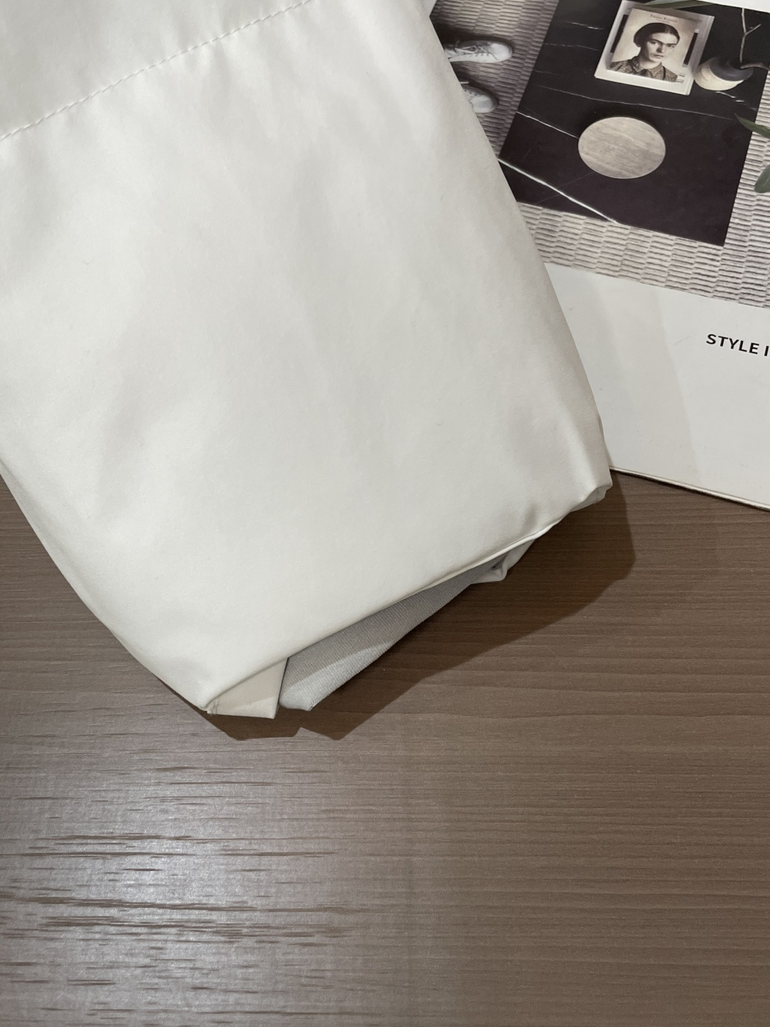 DESCENTE（迪桑特）运动连帽棉衣 多色通勤款连帽+抽绳设计，既能贴合脖颈锁住暖意，拉上帽檐又能带出