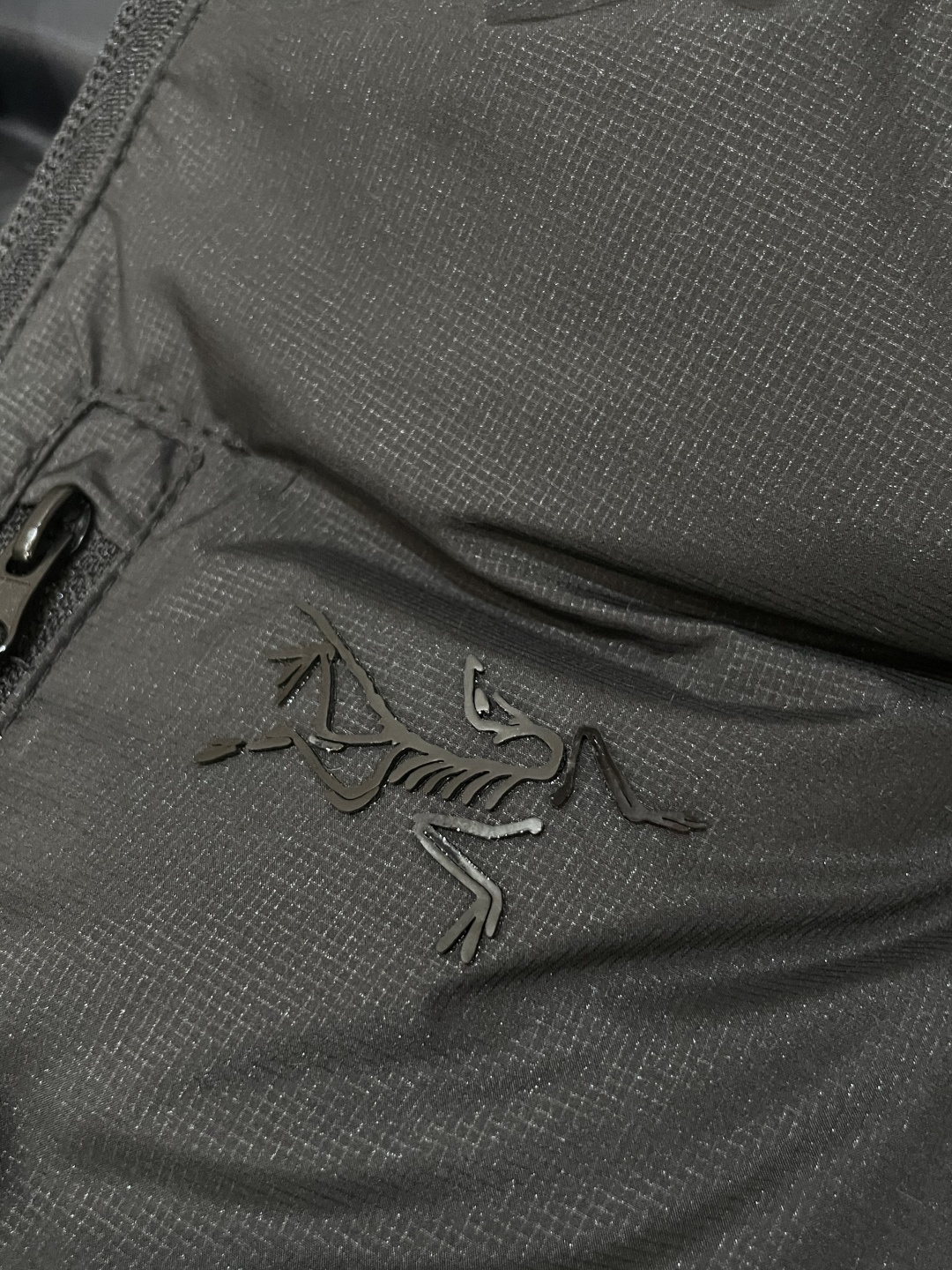 Arc'teryx（始祖鸟）Cerium系列轻量连帽羽绒服 轻暖多场景款Cerium系列是始祖鸟主打“轻