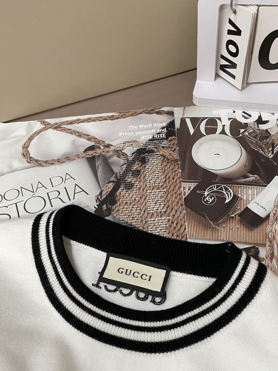 Gucc 重磅推荐！2025aw秋冬新款 专柜同步 时尚经典针织衫 秋冬必备款 采用针织衫加厚毛衣，精致