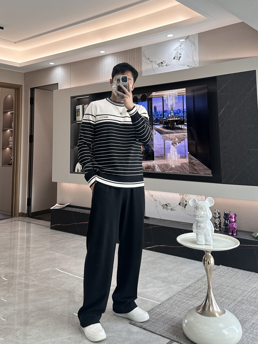 Gucc 重磅推荐！2025aw秋冬新款 专柜同步 时尚经典针织衫 秋冬必备款 采用针织衫加厚毛衣，精致