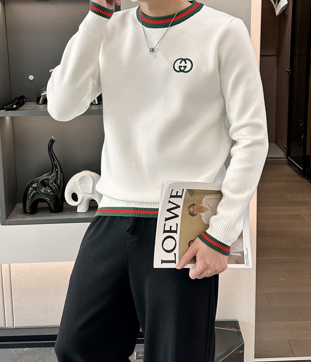 Gucc 重磅推荐！2025aw秋冬新款 专柜同步 时尚经典针织衫 秋冬必备款 采用针织衫加厚毛衣，精致