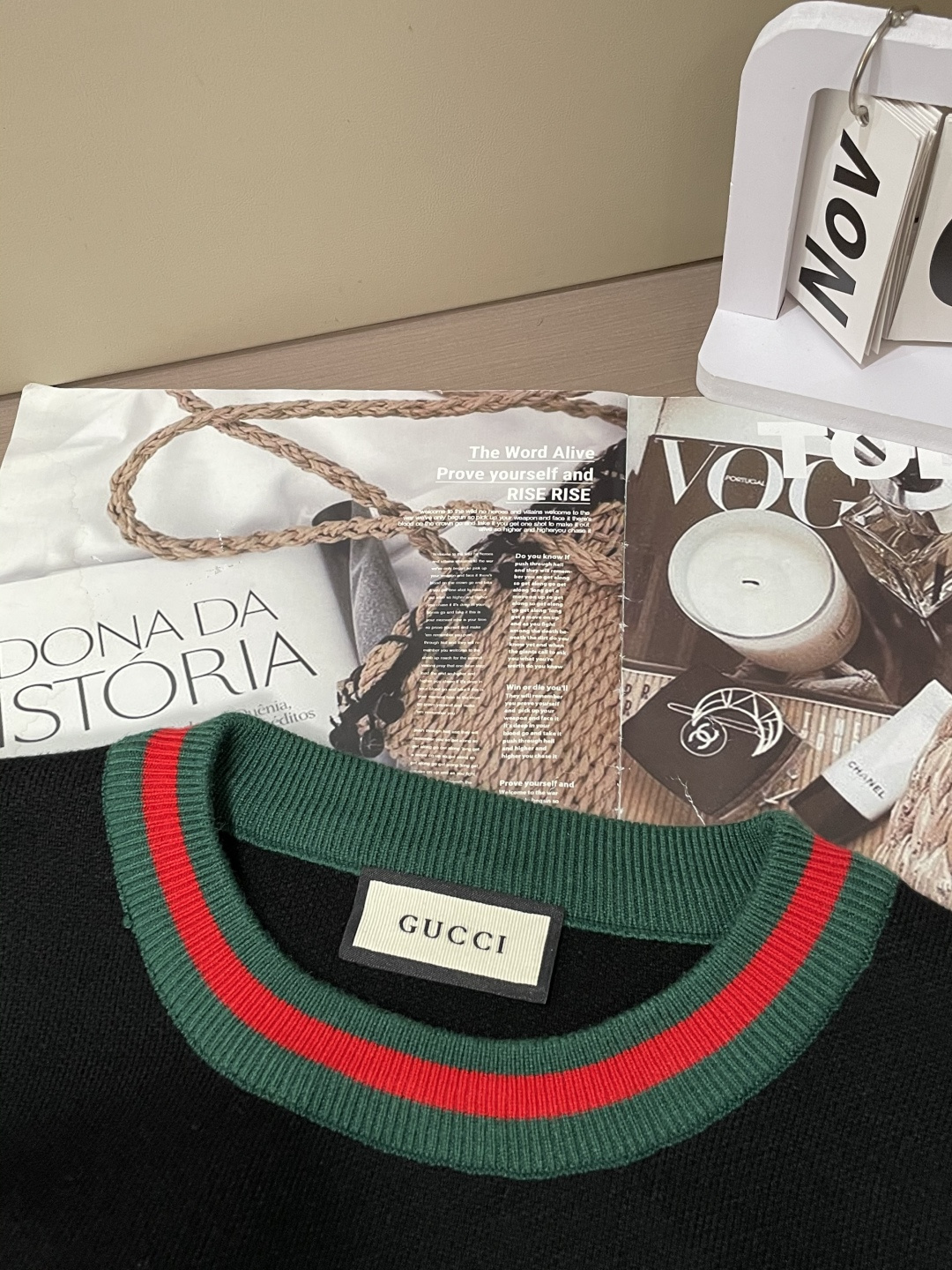 Gucc 重磅推荐！2025aw秋冬新款 专柜同步 时尚经典针织衫 秋冬必备款 采用针织衫加厚毛衣，精致