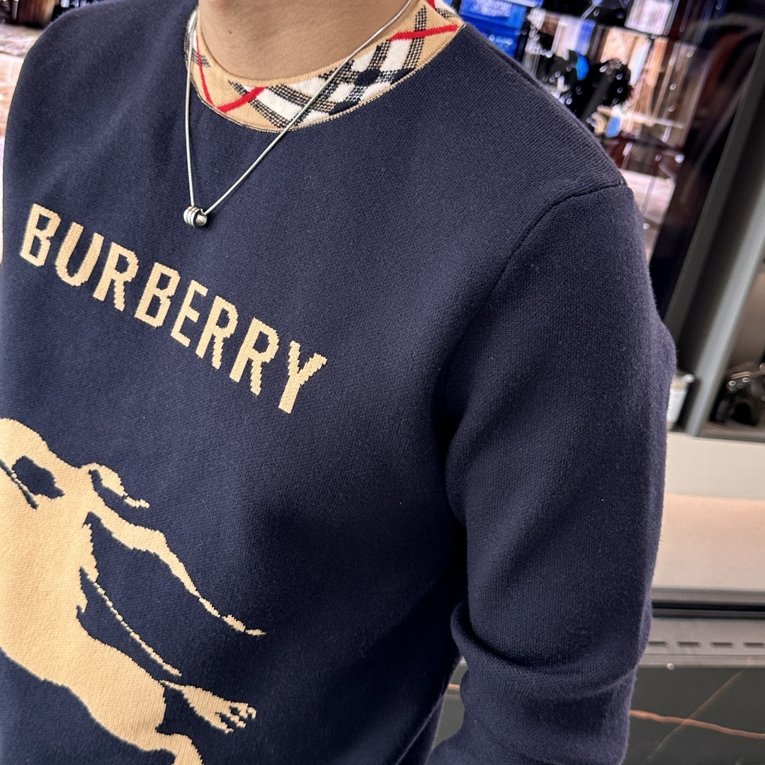 BUR 重磅推荐！2025aw秋冬新款 专柜同步 时尚经典针织衫 秋冬必备款 采用针织衫加厚毛衣，精致简