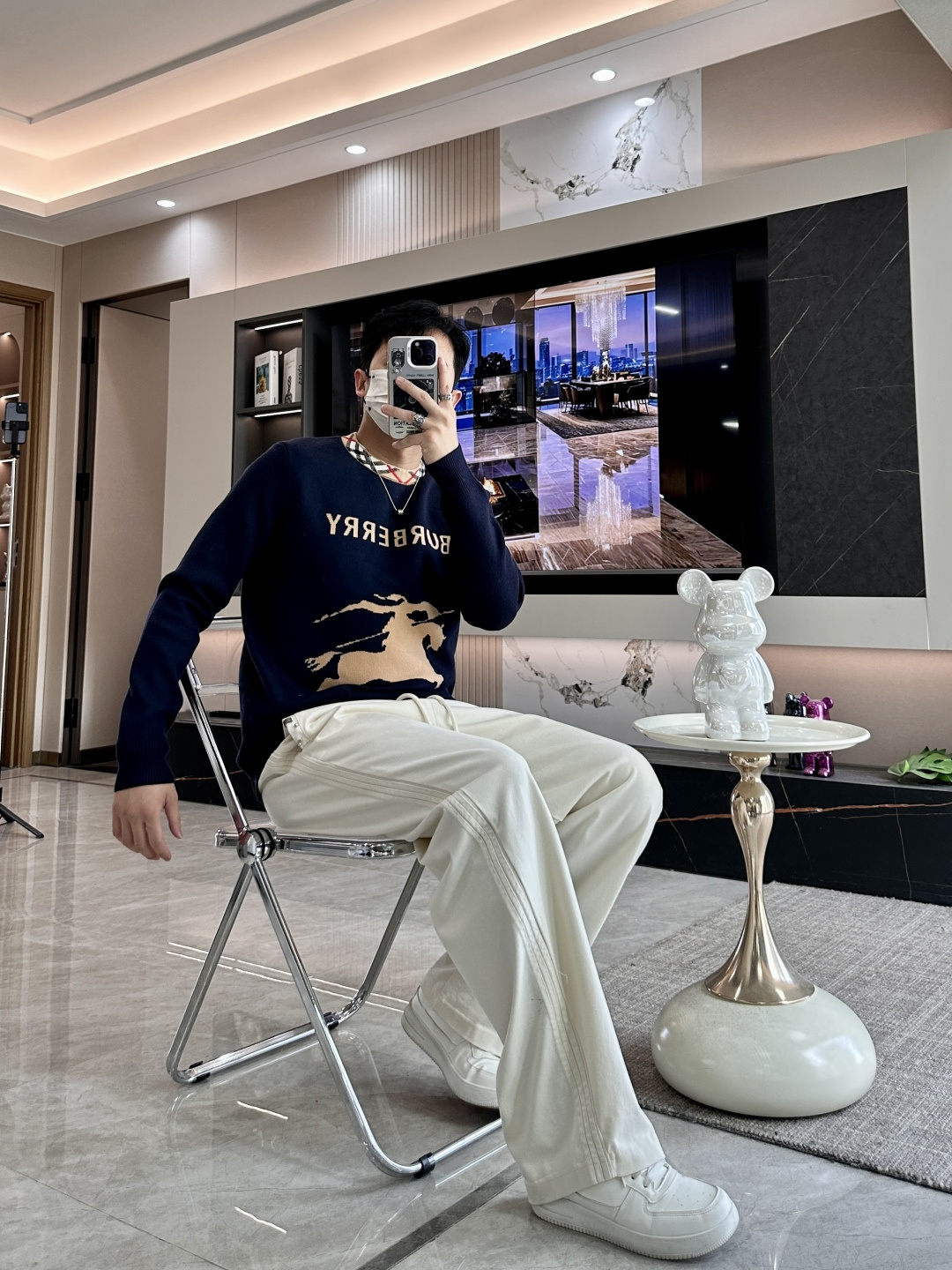 BUR 重磅推荐！2025aw秋冬新款 专柜同步 时尚经典针织衫 秋冬必备款 采用针织衫加厚毛衣，精致简