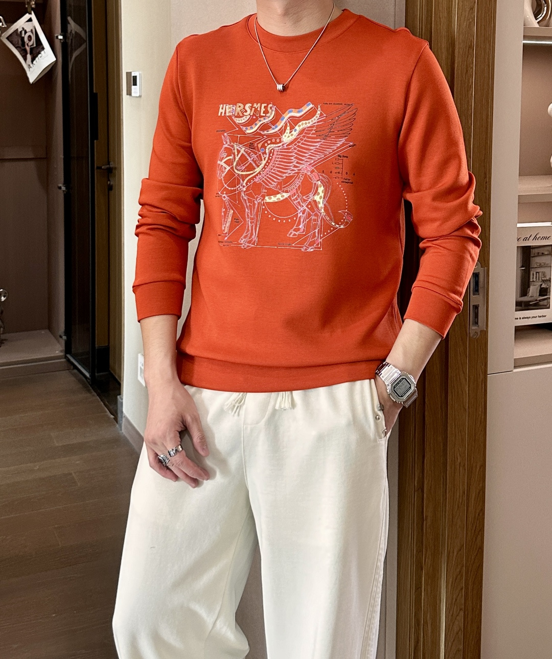 爱🐎仕2025秋冬新款长袖，定制面料，独特工艺logo，舒适性与透气性兼优，柔软抗皱弹性和垂性极佳，无论