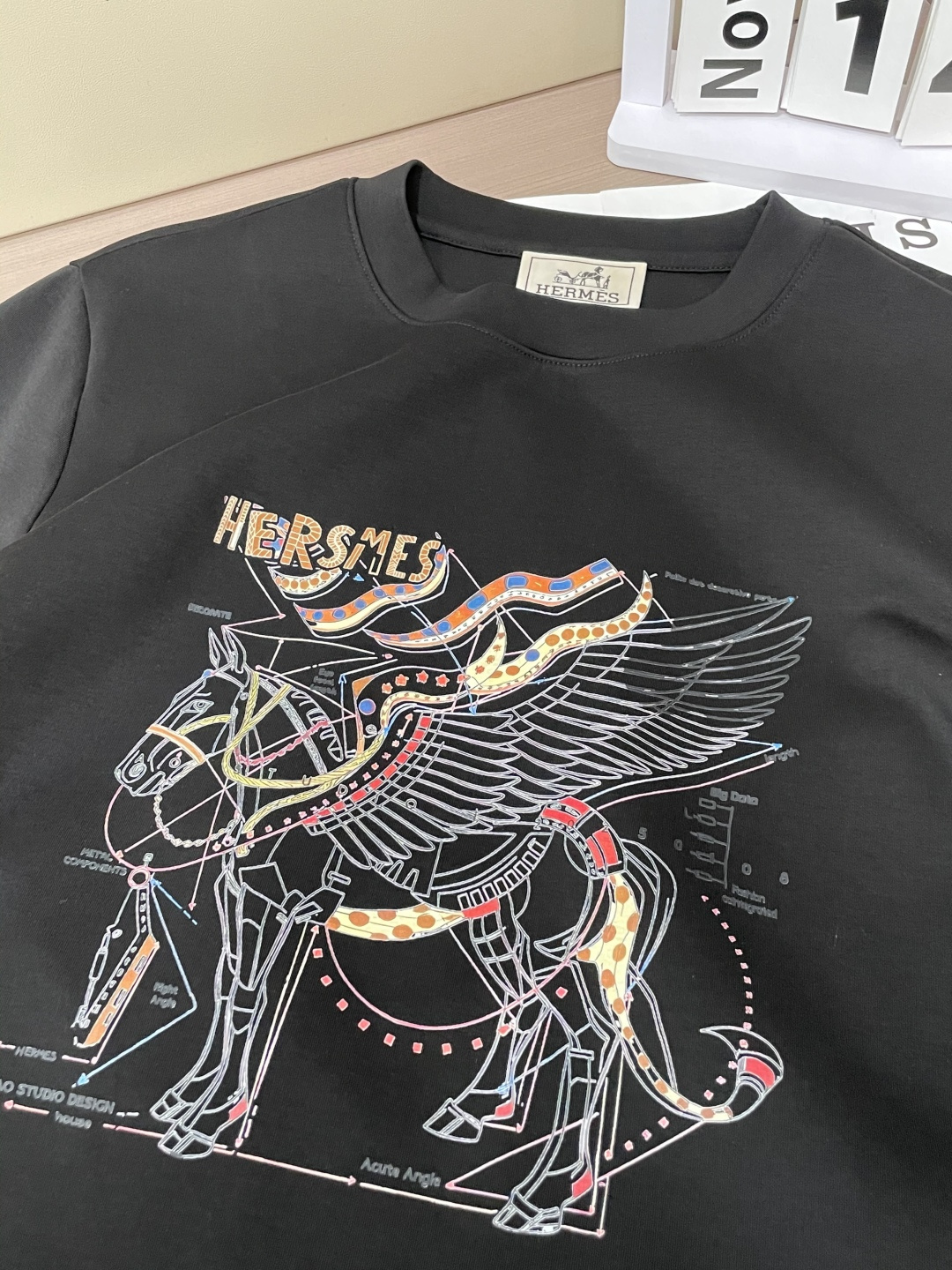 爱🐎仕 2025秋冬新款长袖，定制面料，独特工艺logo，舒适性与透气性兼优，柔软抗皱弹性和垂性极佳，无