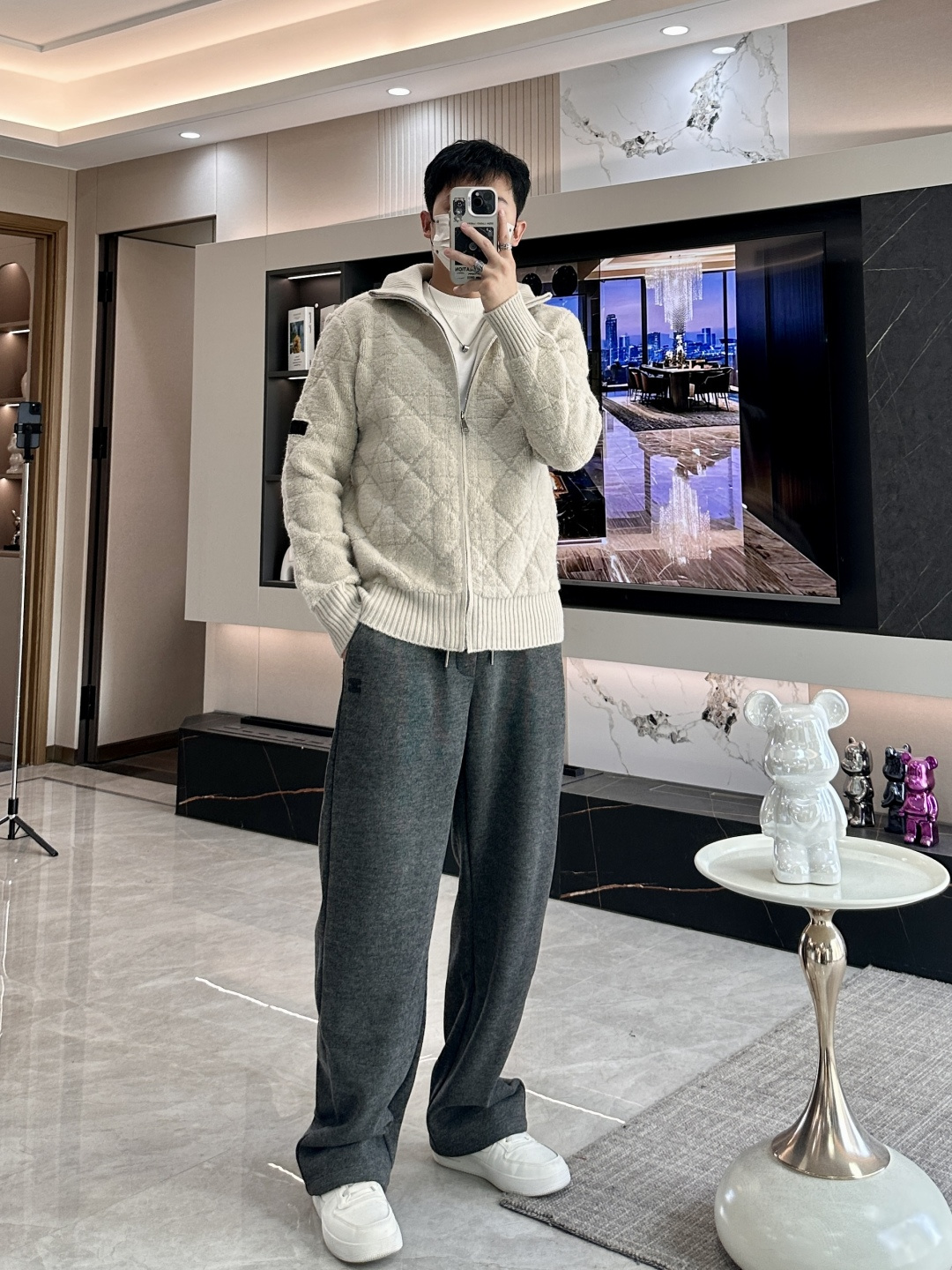 CD 25早秋新款纯色菱形格纹格子立领开衫针织衫 D家以其精湛的工艺技术和源源不断的想像力 成为当代最具