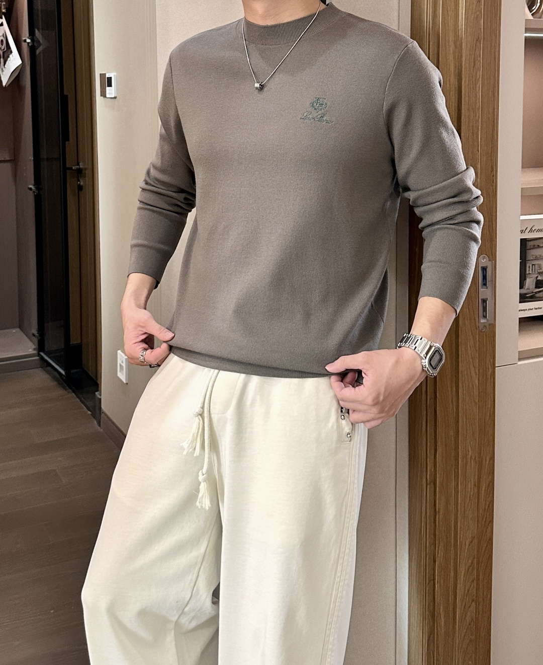 lP🆕 重磅推荐！2025aw秋冬新款 专柜同步 时尚经典基础款针织衫 秋冬必备款 采用针织衫加厚毛衣，