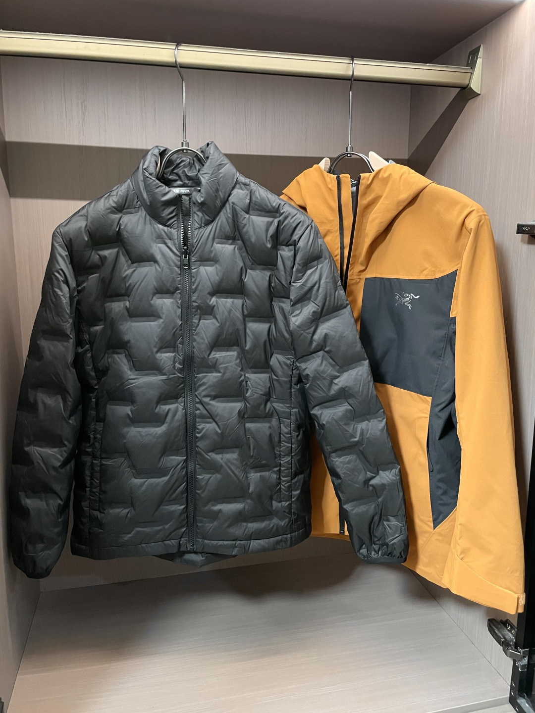 【Arctery始祖 AlPha SV 七代户外三合一冲锋衣 羽绒内胆 双拉链】 鸟家王炸款三合一冲锋衣