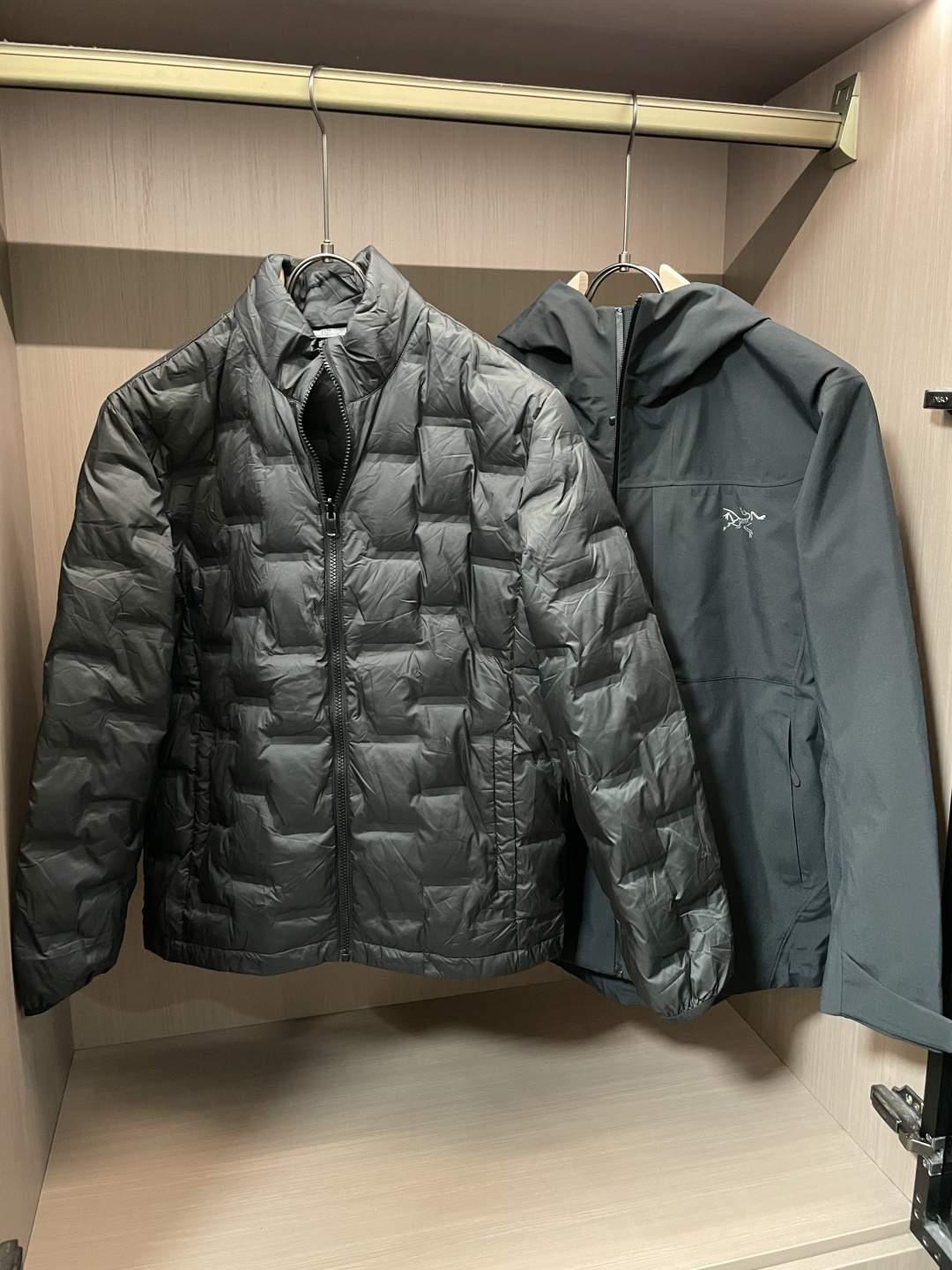 【Arctery始祖 AlPha SV 七代户外三合一冲锋衣 羽绒内胆 双拉链】 鸟家王炸款三合一冲锋衣