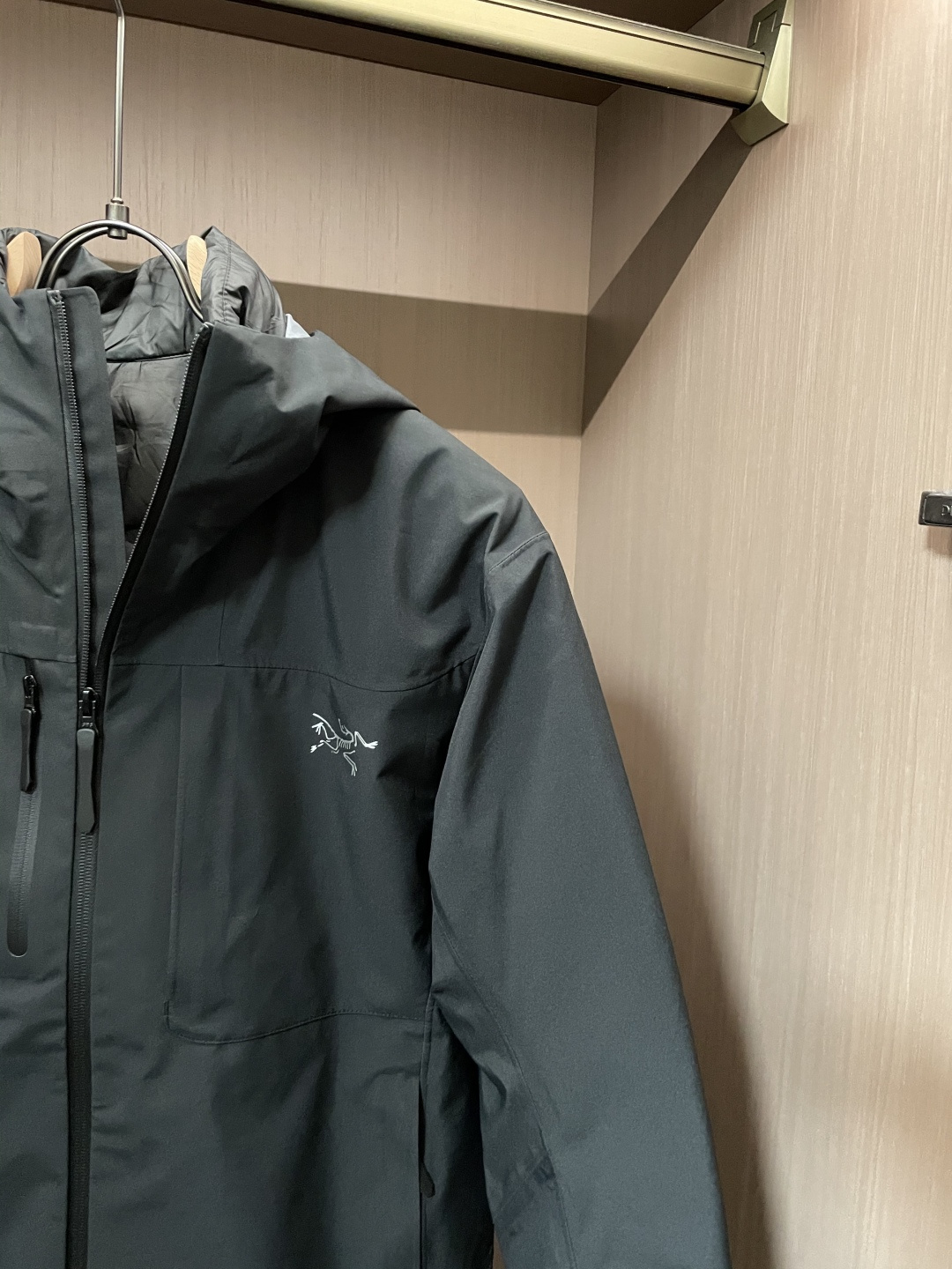 【Arctery始祖 AlPha SV 七代户外三合一冲锋衣 羽绒内胆 双拉链】 鸟家王炸款三合一冲锋衣