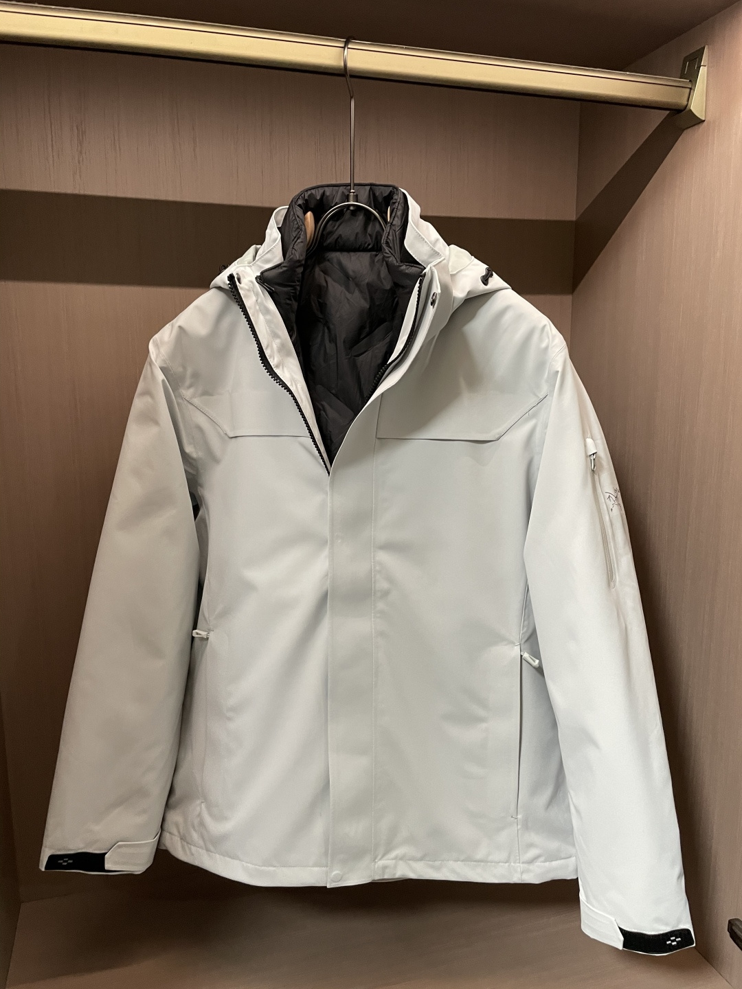 【Arctery始祖 AlPha SV 七代户外三合一冲锋衣 羽绒内胆 双拉链】 鸟家王炸款三合一冲锋衣