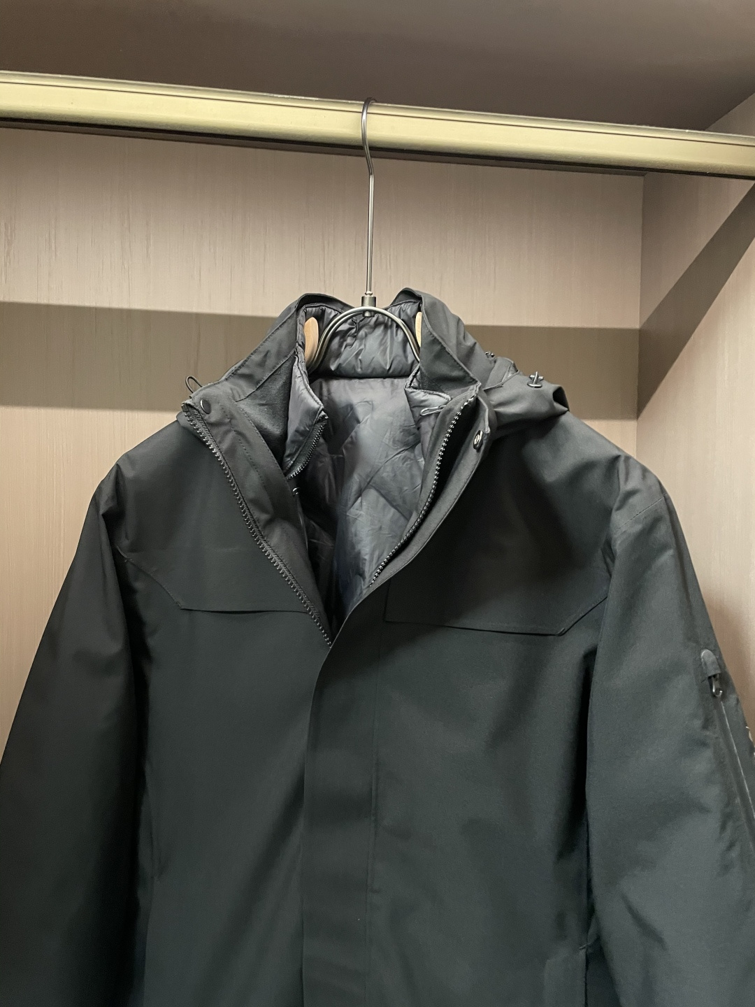 【Arctery始祖 AlPha SV 七代户外三合一冲锋衣 羽绒内胆 双拉链】 鸟家王炸款三合一冲锋衣