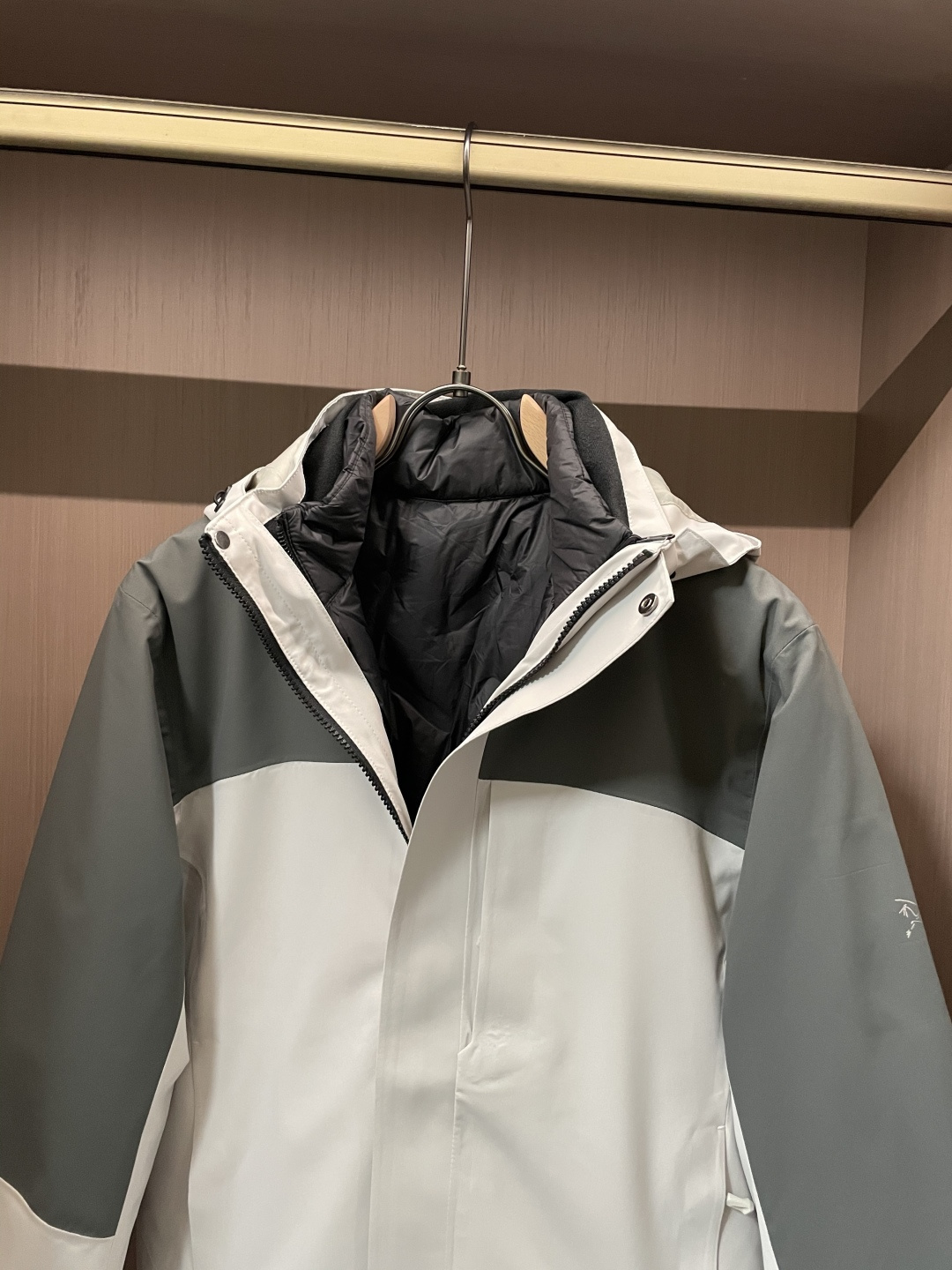 【Arctery始祖 AlPha SV 七代户外三合一冲锋衣 羽绒内胆 双拉链】 鸟家王炸款三合一冲锋衣