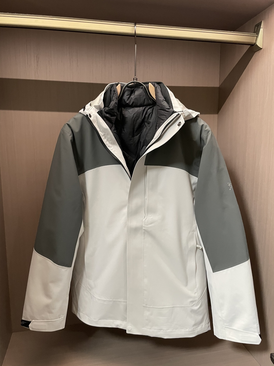 【Arctery始祖 AlPha SV 七代户外三合一冲锋衣 羽绒内胆 双拉链】 鸟家王炸款三合一冲锋衣