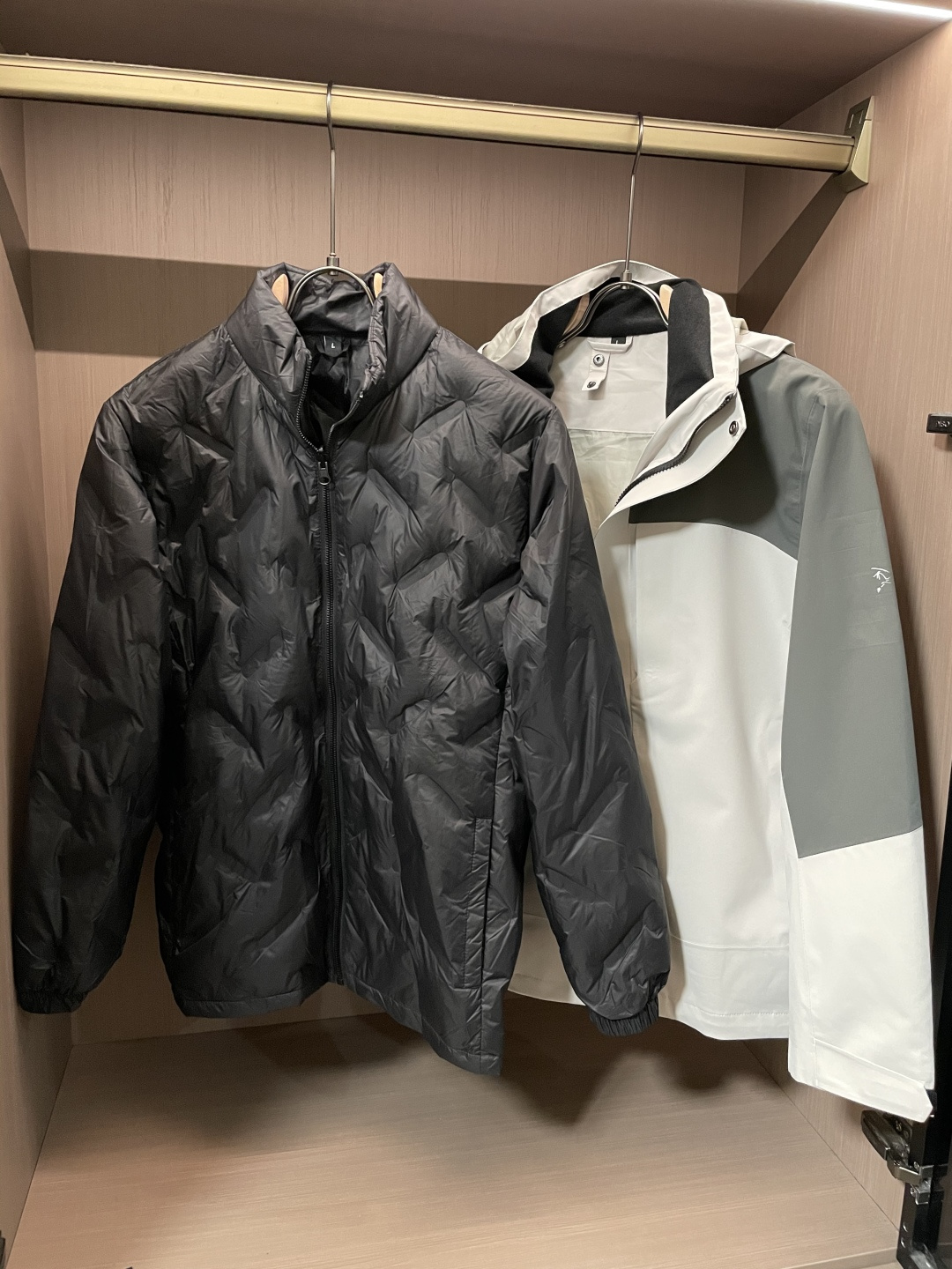 【Arctery始祖 AlPha SV 七代户外三合一冲锋衣 羽绒内胆 双拉链】 鸟家王炸款三合一冲锋衣