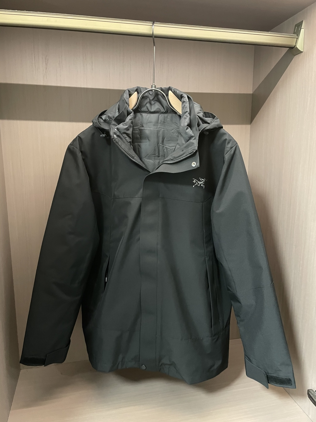 【Arctery始祖 AlPha SV 七代户外三合一冲锋衣 羽绒内胆 双拉链】 鸟家王炸款三合一冲锋衣