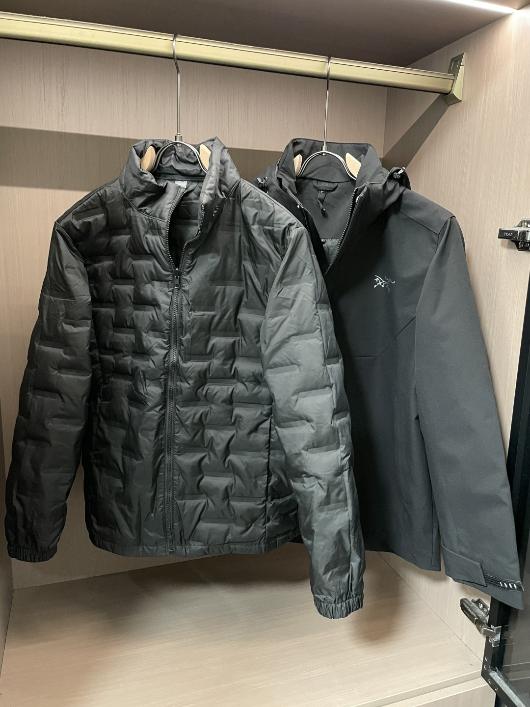 【Arctery始祖 AlPha SV 七代户外三合一冲锋衣 羽绒内胆 双拉链】 鸟家王炸款三合一冲锋衣