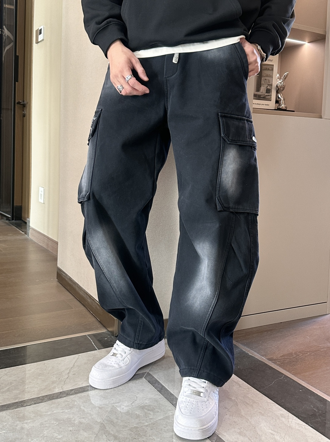 · 始祖鸟 2025秋冬最新系列男士加厚休闲裤！内里加绒，非常保暖，北方的宝子们赶紧备上！采用客供弹力柔