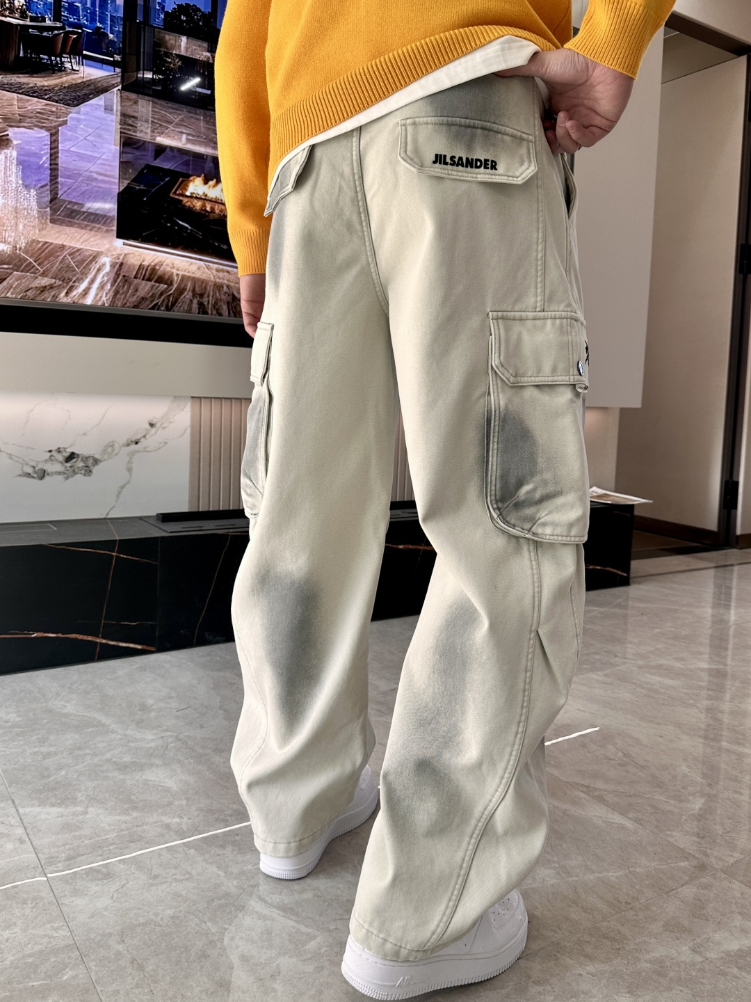 · 始祖鸟 2025秋冬最新系列男士加厚休闲裤！内里加绒，非常保暖，北方的宝子们赶紧备上！采用客供弹力柔