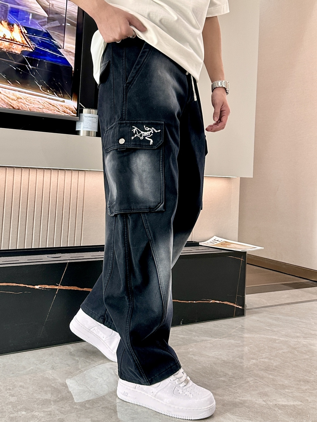 始祖鸟 2025秋冬最新系列男士加厚休闲裤！内里加绒，非常保暖，北方的宝子们赶紧备上！采用客供弹力柔棉材