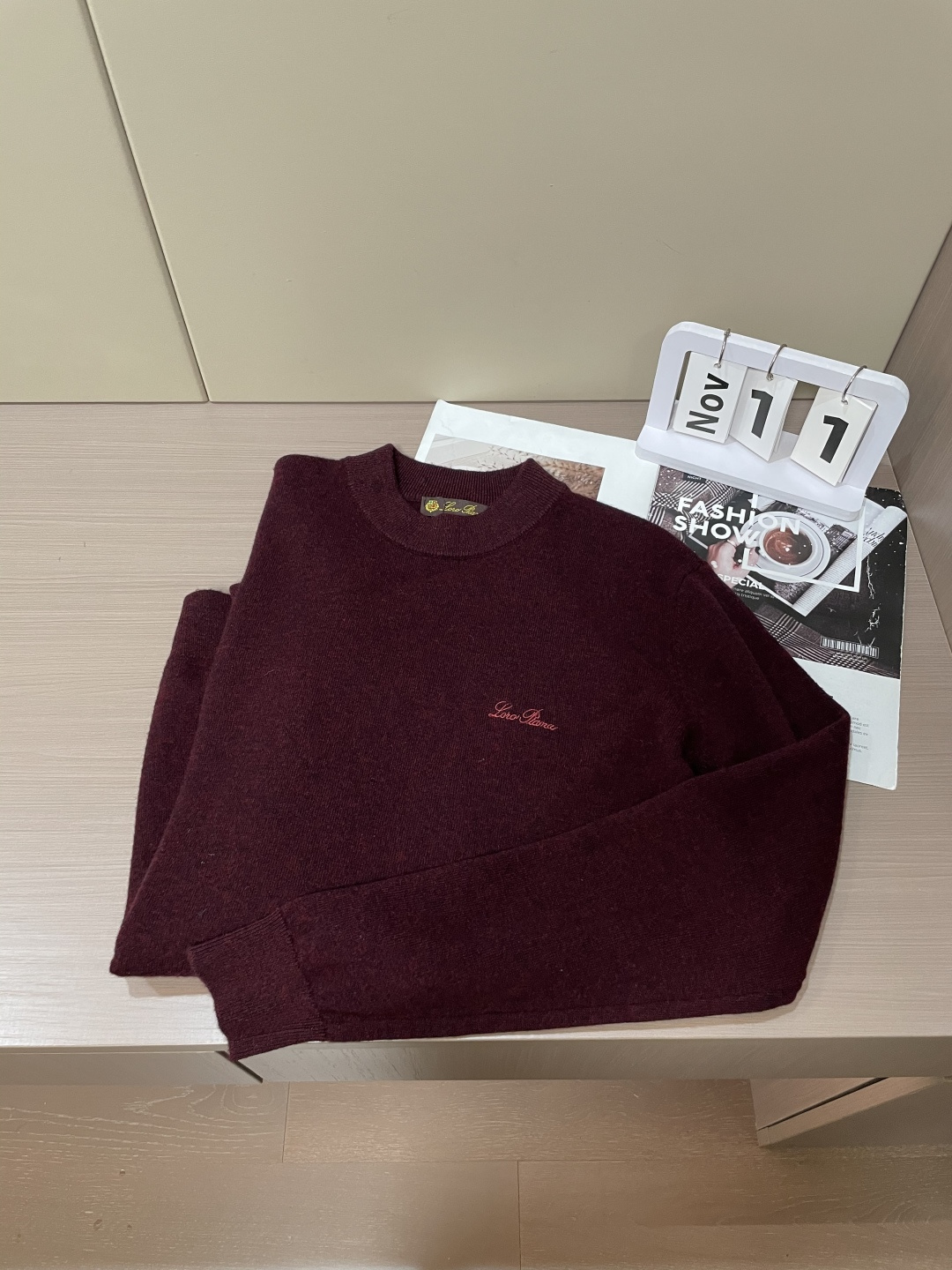 lp🆕 重磅推荐！2025aw秋冬新款 100%绵羊毛 专柜同步 时尚经典基础款针织衫 秋冬必备款 采用