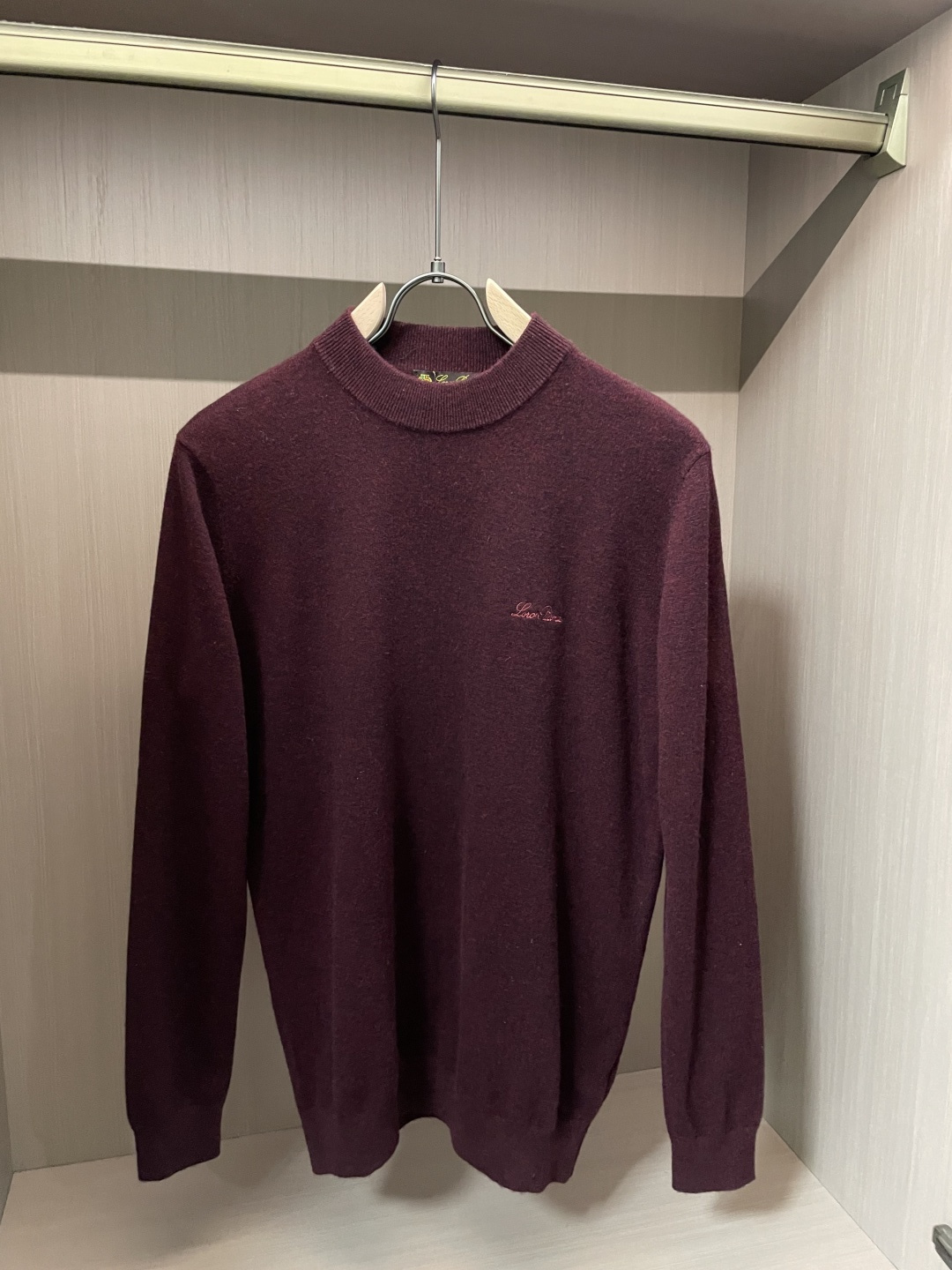 lp🆕 重磅推荐！2025aw秋冬新款 100%绵羊毛 专柜同步 时尚经典基础款针织衫 秋冬必备款 采用