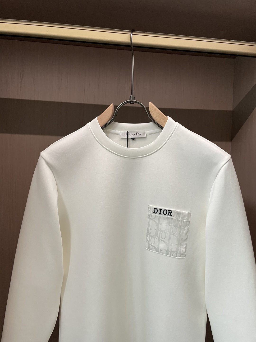 🌾 Dior 圆领套头卫衣；经典套头男女同款，简约大气系列单品，低调奢华大气百搭款！卫衣选用客供100%