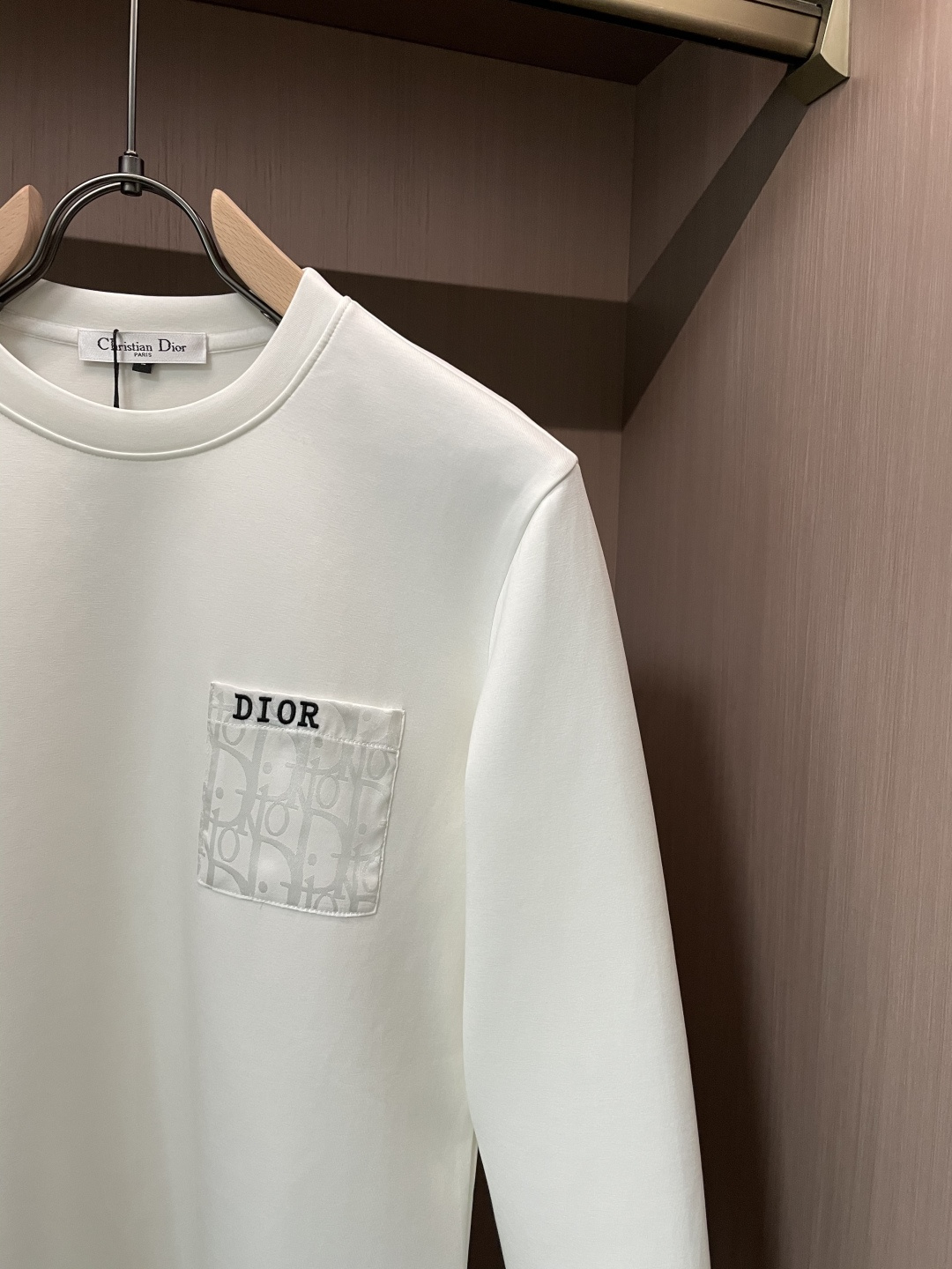 🌾 Dior 圆领套头卫衣；经典套头男女同款，简约大气系列单品，低调奢华大气百搭款！卫衣选用客供100%