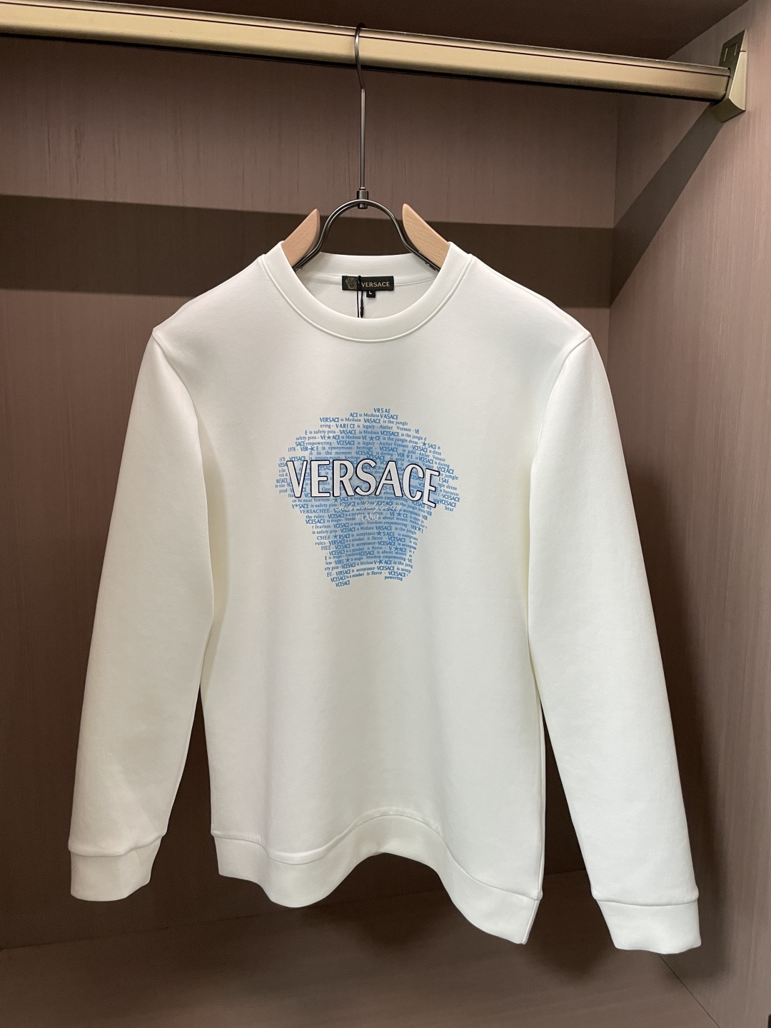 🌾 范思哲 圆领套头卫衣；经典套头男女同款，简约大气系列单品，低调奢华大气百搭款！卫衣选用客供100%高