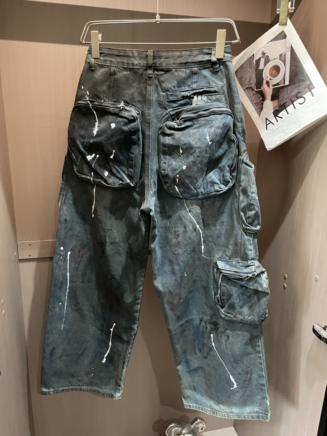 Balenciaga巴黎世家做旧破洞工装牛仔长裤✅ 面料：高密重磅丹宁牛仔面料，经做旧水洗+手工泼墨工艺