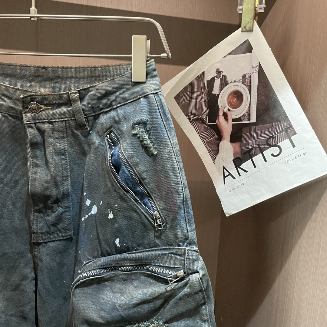 Balenciaga巴黎世家做旧破洞工装牛仔长裤✅ 面料：高密重磅丹宁牛仔面料，经做旧水洗+手工泼墨工艺