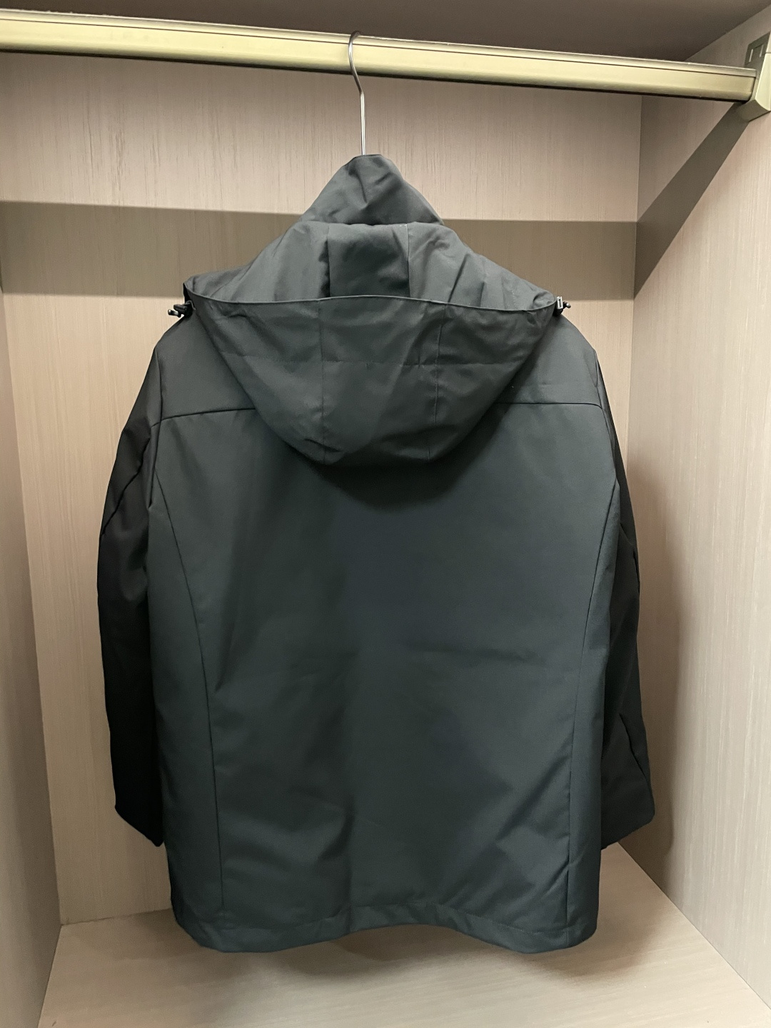 (让利款)迪桑特 秋冬新款三合一冲锋衣羽绒服！真正的90％白鸭绒填充轻男女同款 轻奢户外运动三防羽绒服 