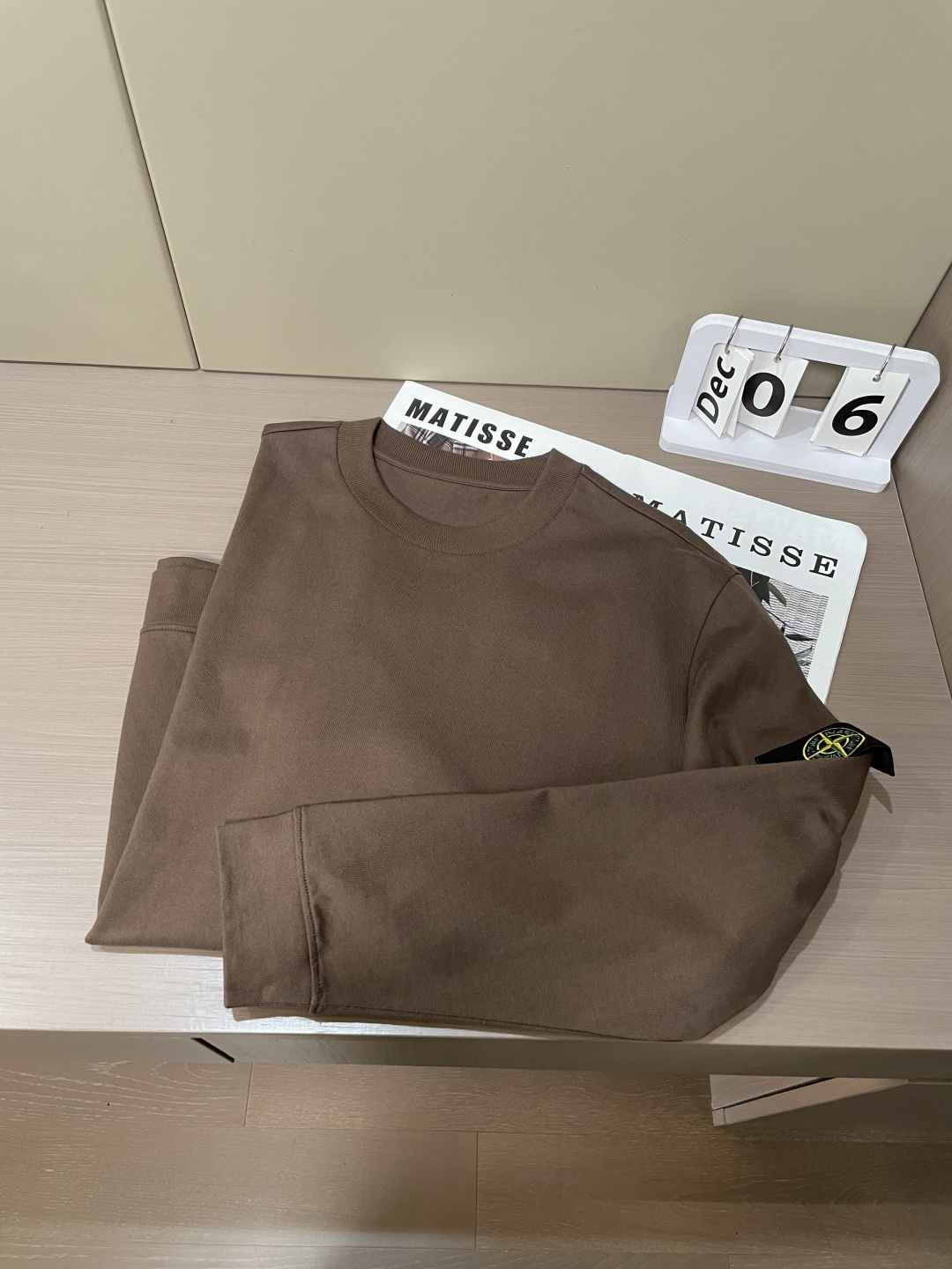 石头岛 /2025秋冬新品 定制顶级卫衣棉，面料特别有质感，冬季必备单品，保暖性好。男女通穿，细节到位，