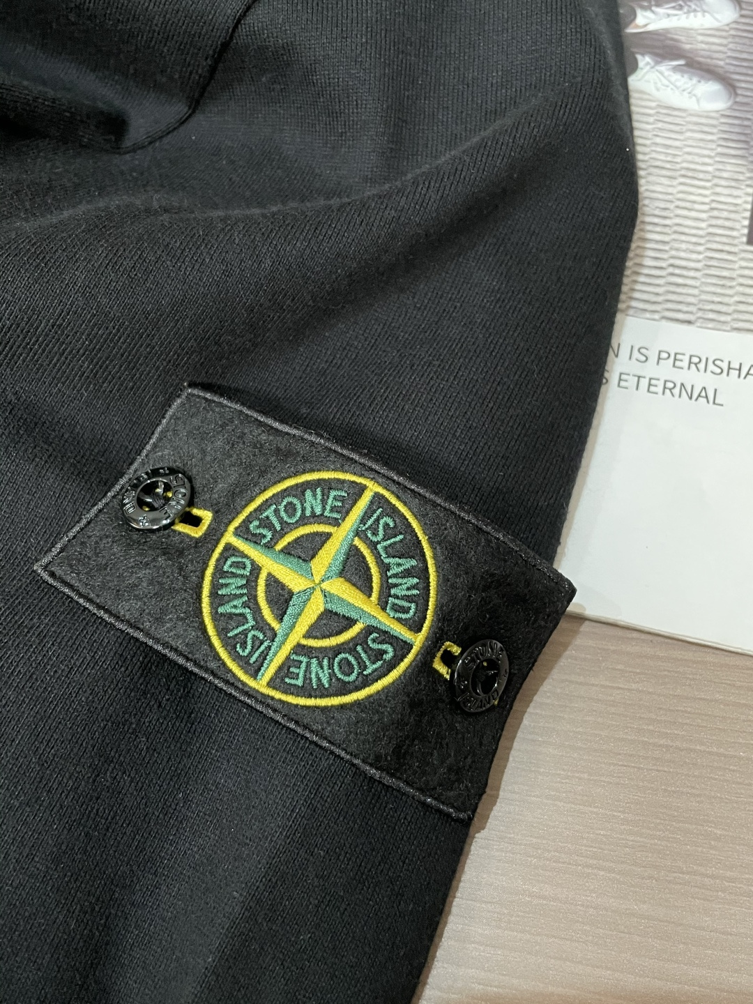 石头岛 /2025秋冬新品 定制顶级卫衣棉，面料特别有质感，冬季必备单品，保暖性好。男女通穿，细节到位，