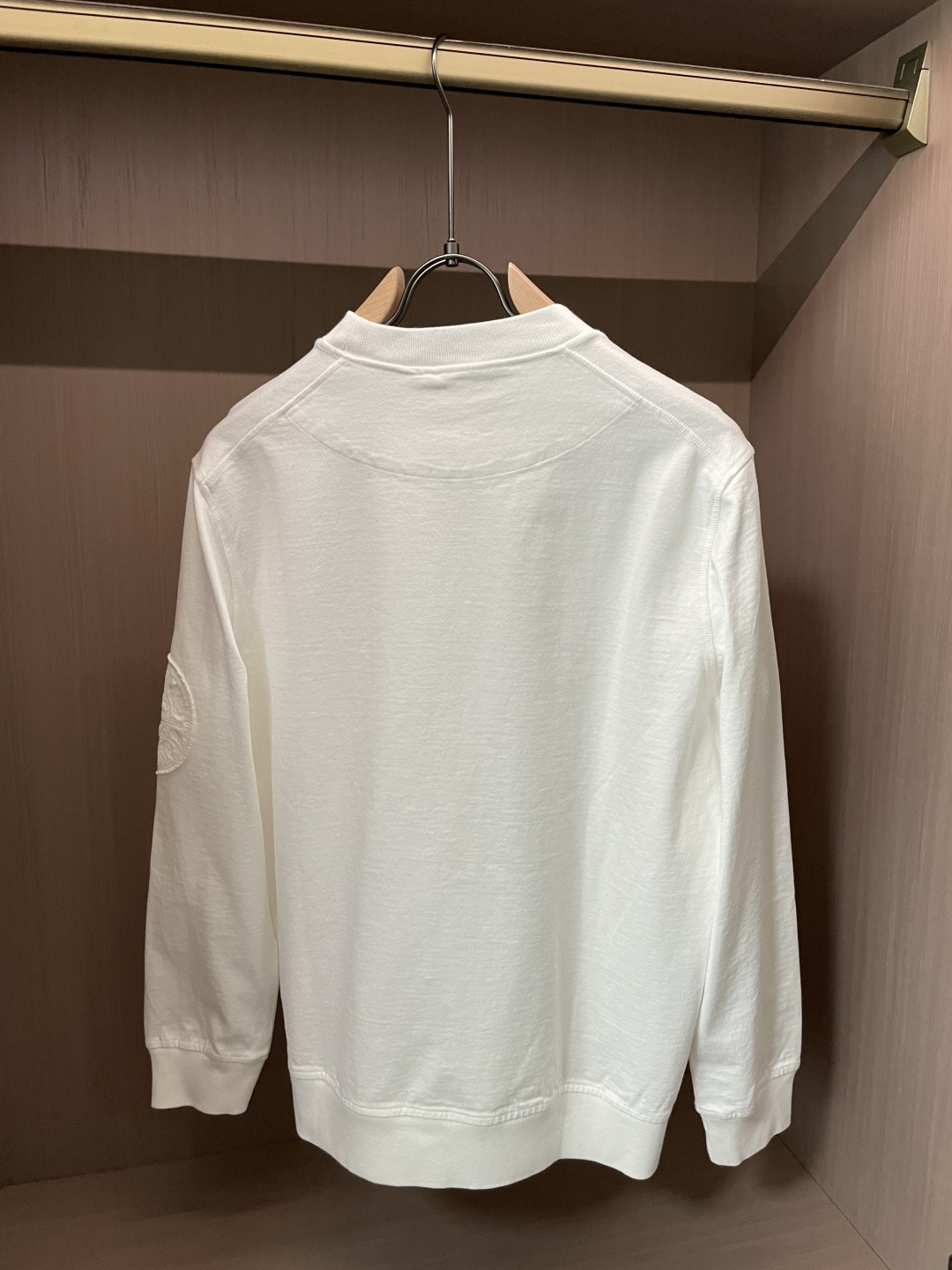 石头岛 /2025秋冬新品 定制顶级卫衣棉，面料特别有质感，冬季必备单品，保暖性好。男女通穿，细节到位，