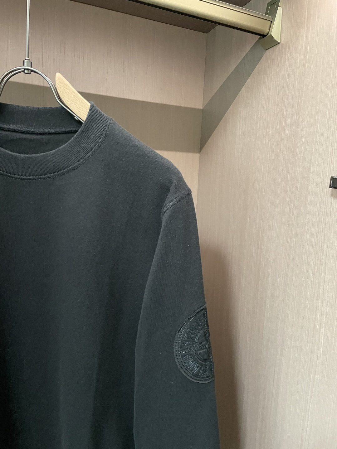 石头岛 /2025秋冬新品 定制顶级卫衣棉，面料特别有质感，冬季必备单品，保暖性好。男女通穿，细节到位，