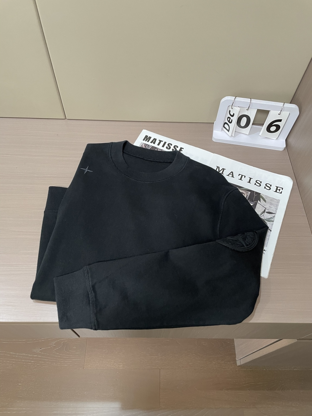 石头岛 /2025秋冬新品 定制顶级卫衣棉，面料特别有质感，冬季必备单品，保暖性好。男女通穿，细节到位，