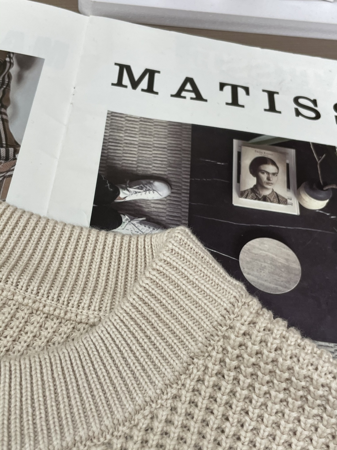 石头岛 /2025秋冬新品 毛衣冬季必备单品，保暖性好。男女通穿，细节到位，版型超赞，上身效果非常好！百