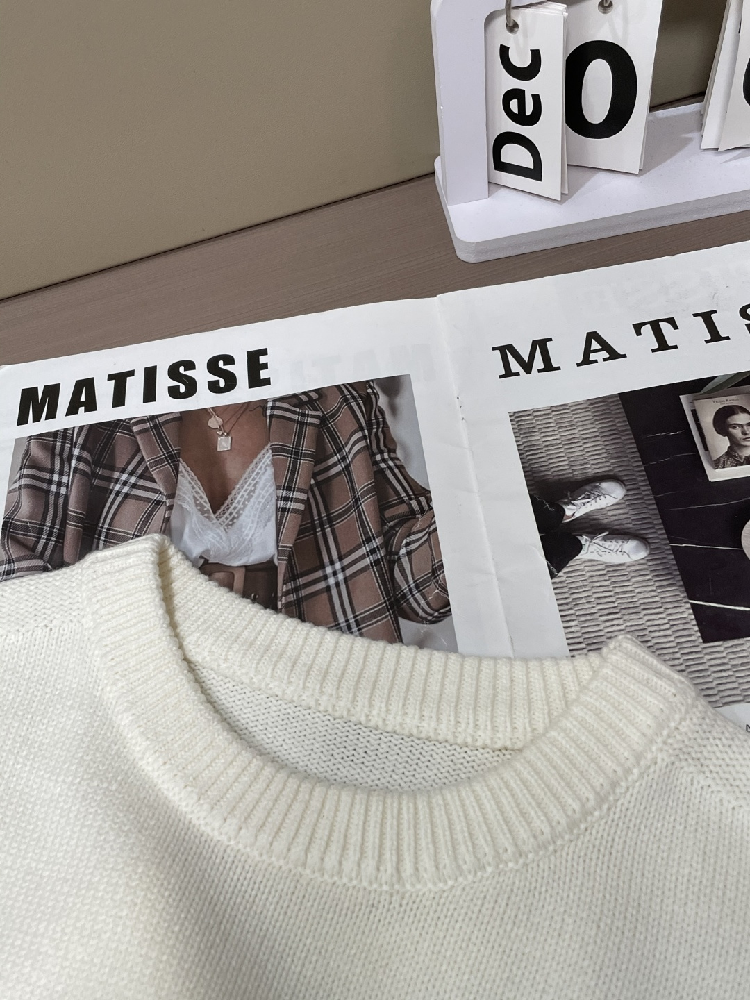 石头岛 /2025秋冬新品 毛衣冬季必备单品，保暖性好。男女通穿，细节到位，版型超赞，上身效果非常好！百