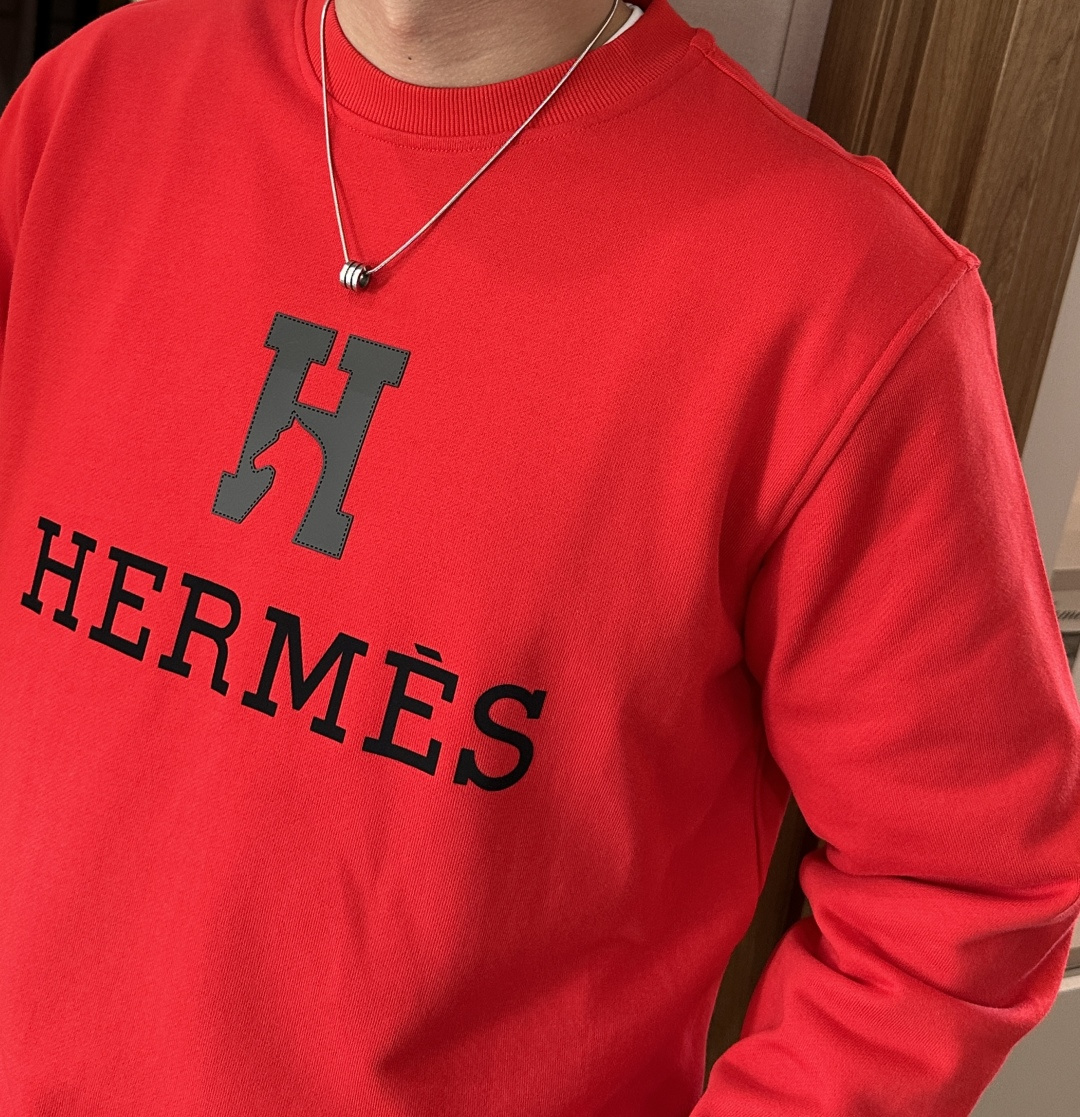 爱🐎仕/2025秋冬新品 定制顶级卫衣棉，面料特别有质感，冬季必备单品，保暖性好。男女通穿，细节到位，版