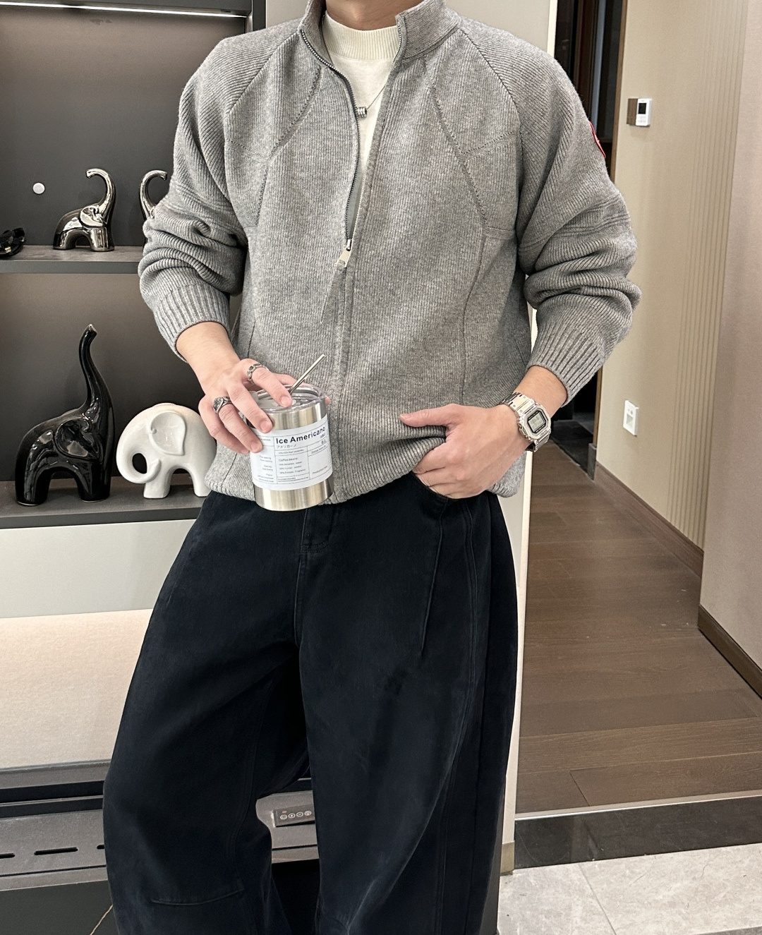 加拿大🇨🇦鹅 新款开衫针织毛衣！经典永不过时！外观简洁干净，秋日可以单穿，深冬最为内搭！定制进口高支数羊