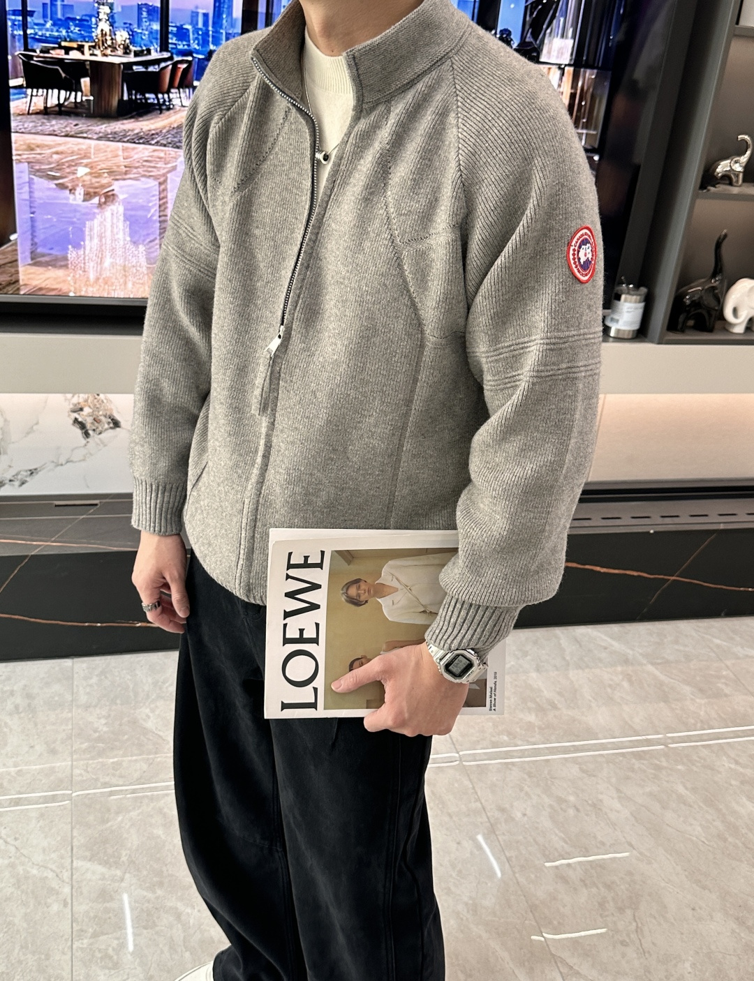 加拿大🇨🇦鹅 新款开衫针织毛衣！经典永不过时！外观简洁干净，秋日可以单穿，深冬最为内搭！定制进口高支数羊