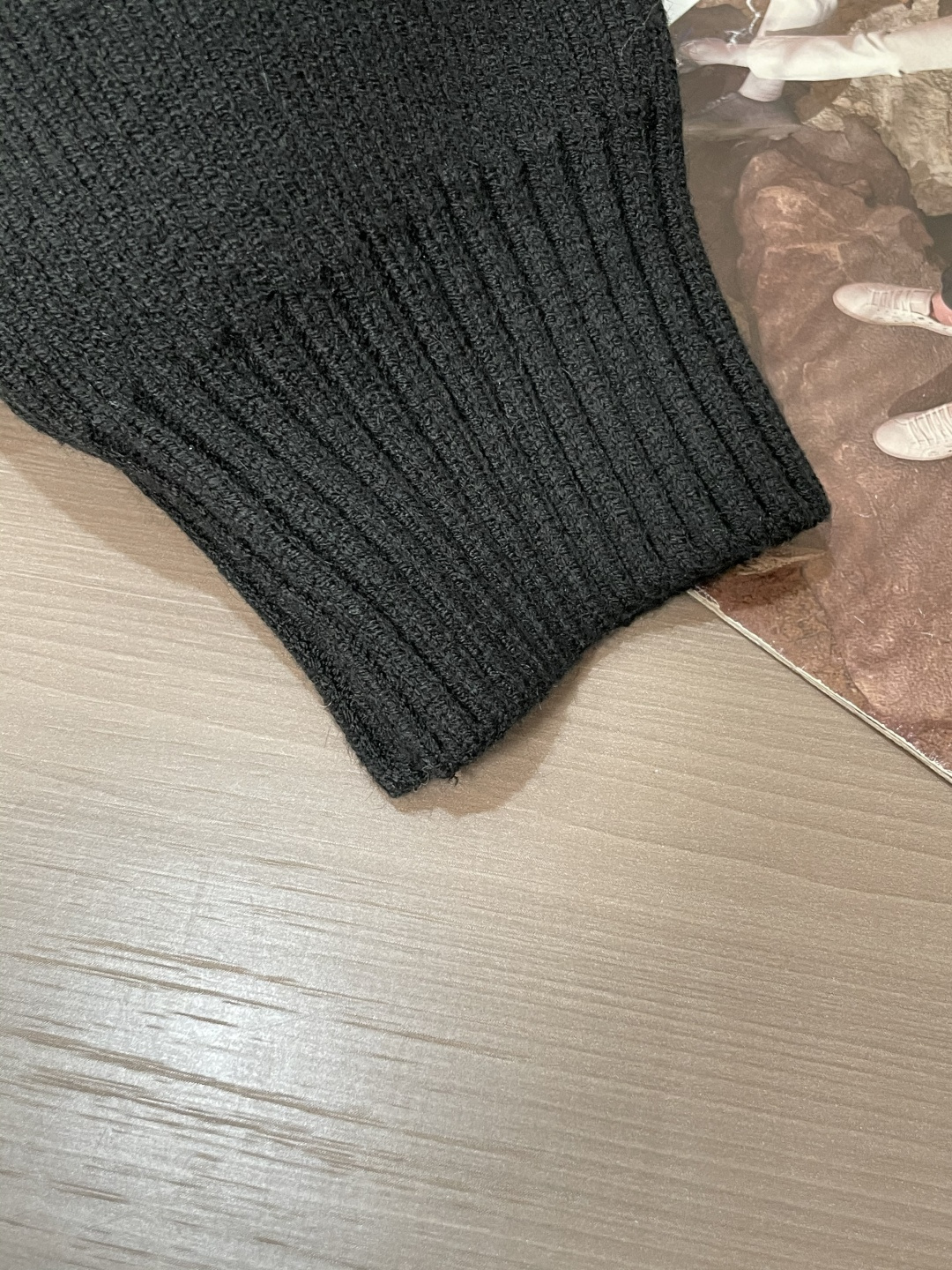 加拿大🇨🇦鹅 新款开衫针织毛衣！经典永不过时！外观简洁干净，秋日可以单穿，深冬最为内搭！定制进口高支数羊