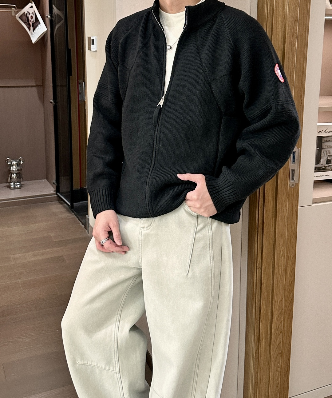 加拿大🇨🇦鹅 新款开衫针织毛衣！经典永不过时！外观简洁干净，秋日可以单穿，深冬最为内搭！定制进口高支数羊