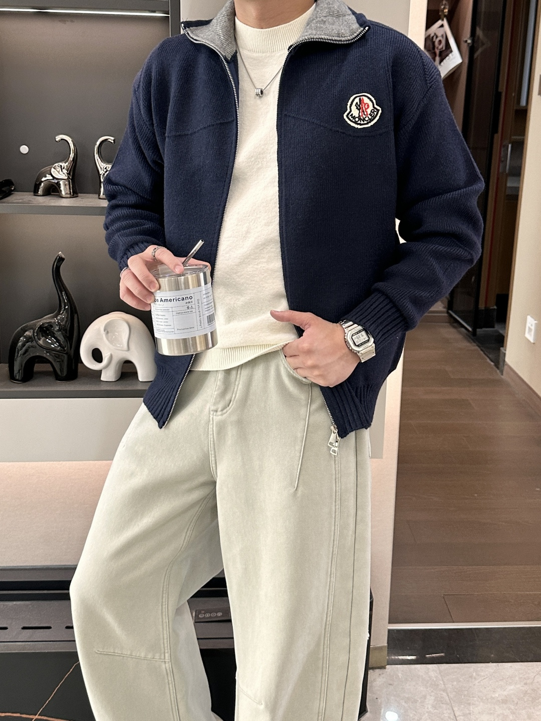 蒙口 新款开衫针织毛衣！经典永不过时！外观简洁干净，秋日可以单穿，深冬最为内搭！定制进口高支数羊毛混纺面