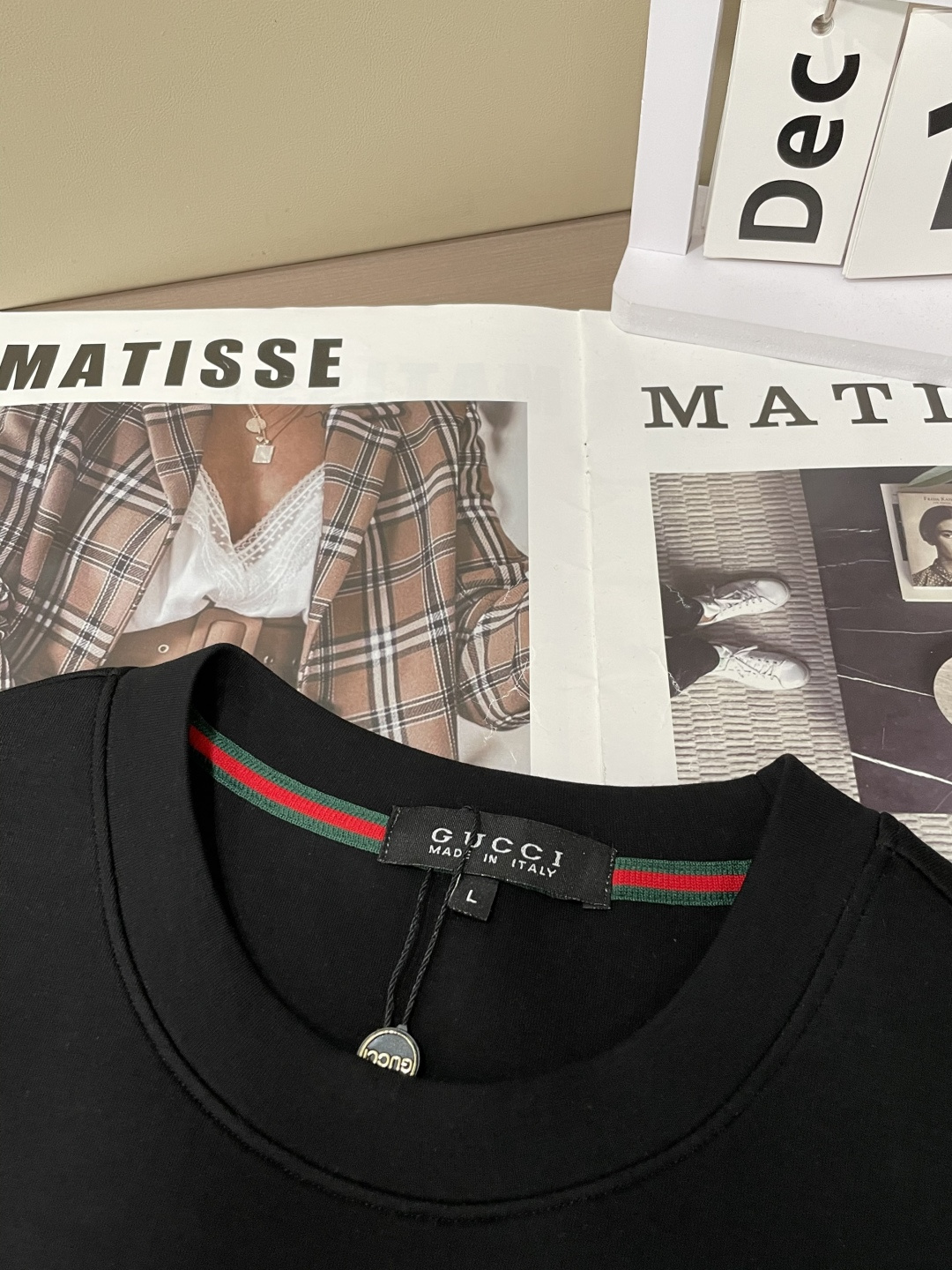 Gucc 圆领套头卫衣；经典套头男女同款，简约大气系列单品，低调奢华大气百搭款！卫衣选用客供100%高克