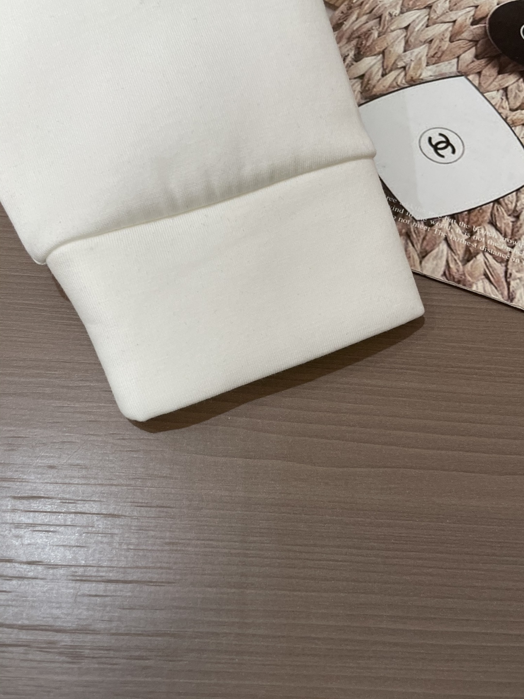 Bur 圆领套头卫衣；经典套头男女同款，简约大气系列单品，低调奢华大气百搭款！卫衣选用客供100%高克重